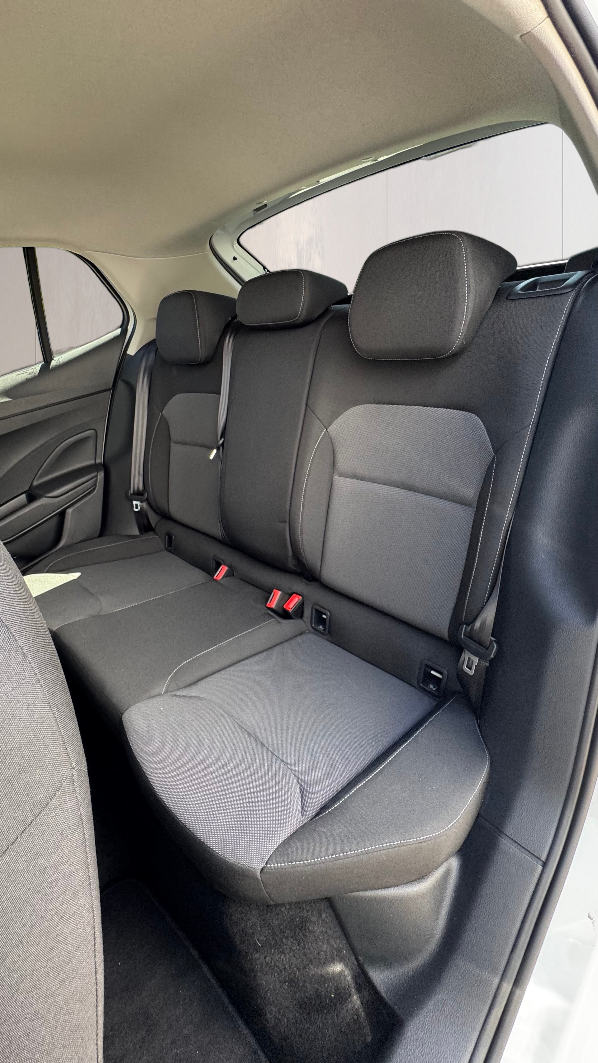 SKODA Fabia 1.0 TSI Ambition DSG-image-17