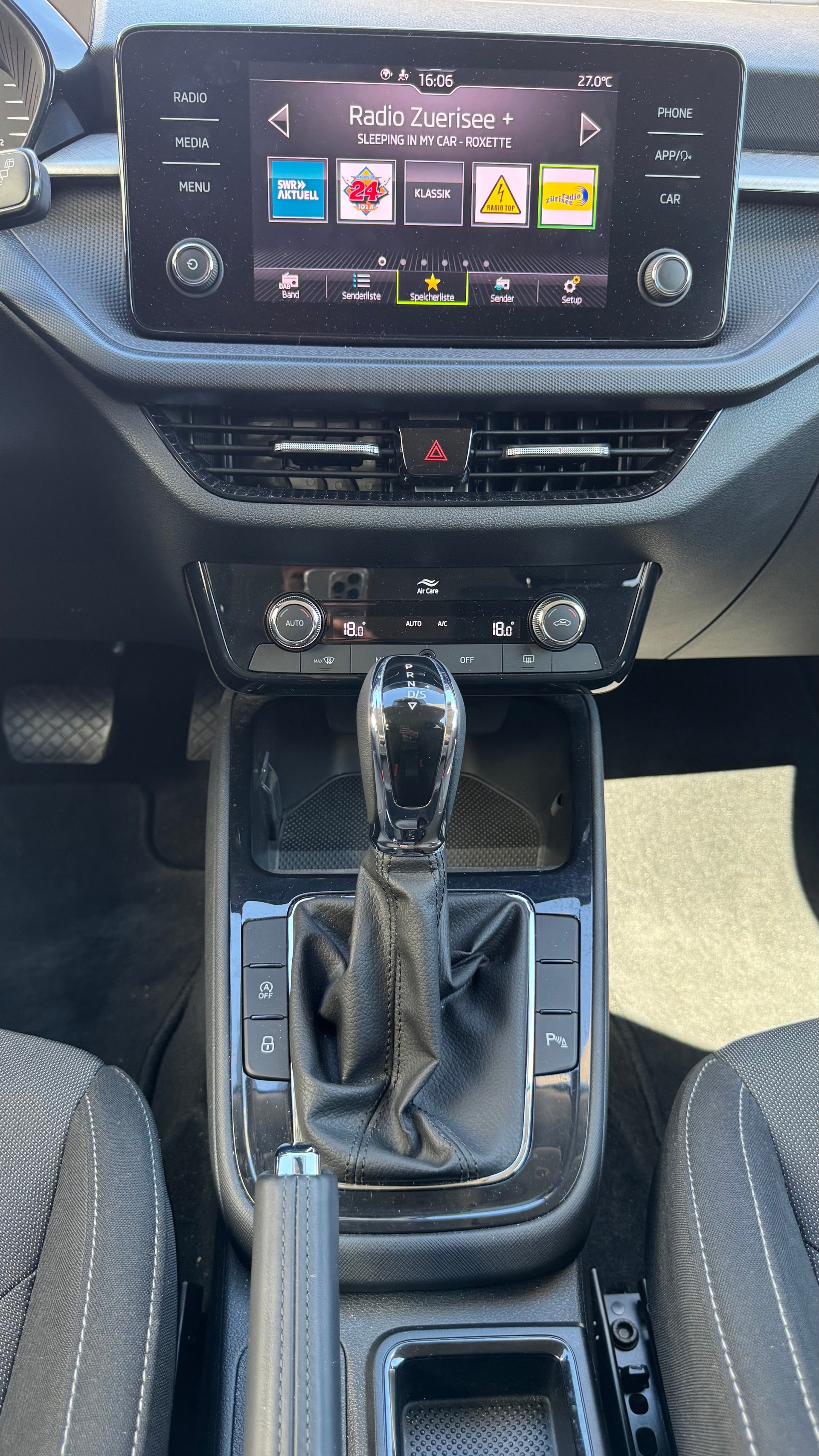 SKODA Fabia 1.0 TSI Ambition DSG-image-23