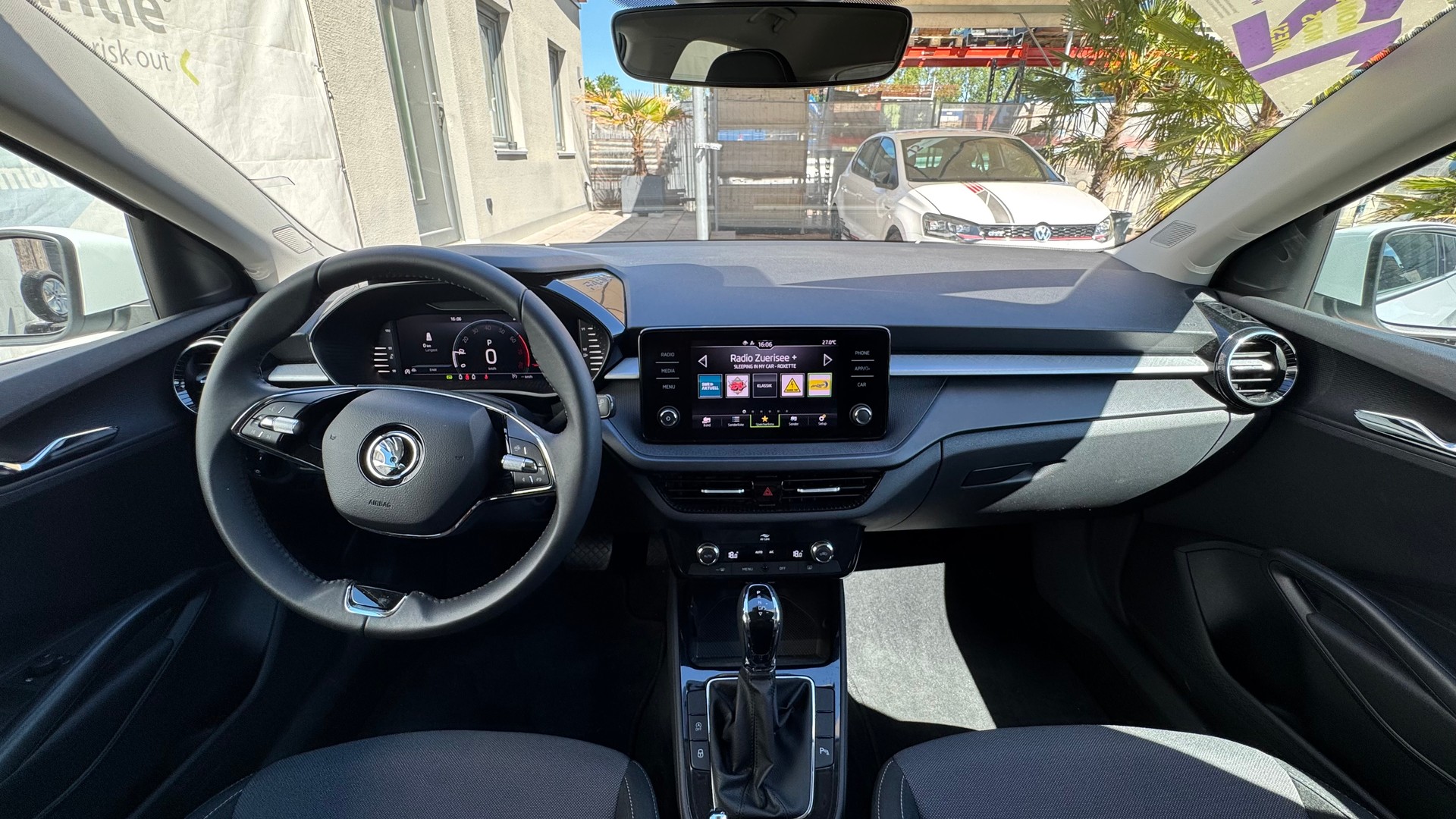 SKODA Fabia 1.0 TSI Ambition DSG-image-21
