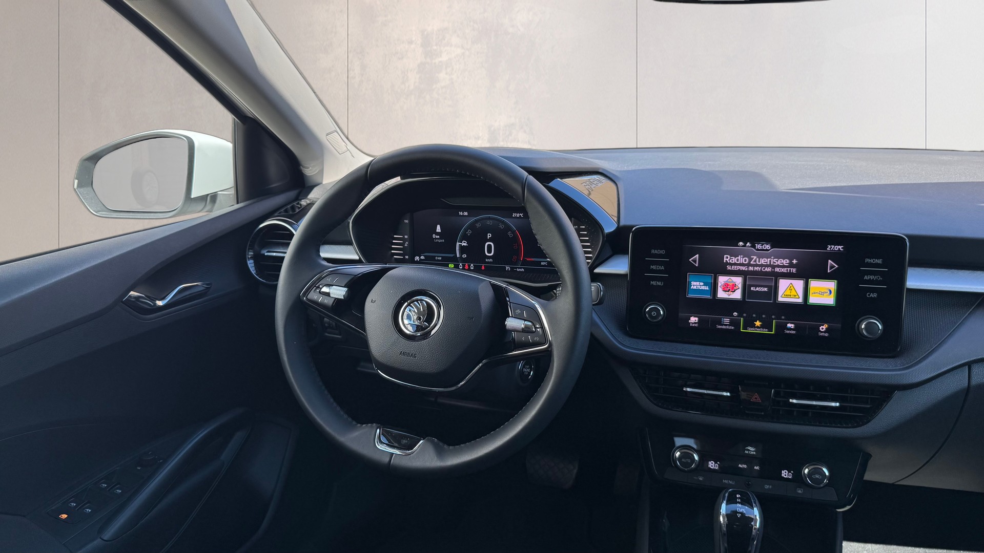 SKODA Fabia 1.0 TSI Ambition DSG-image-22