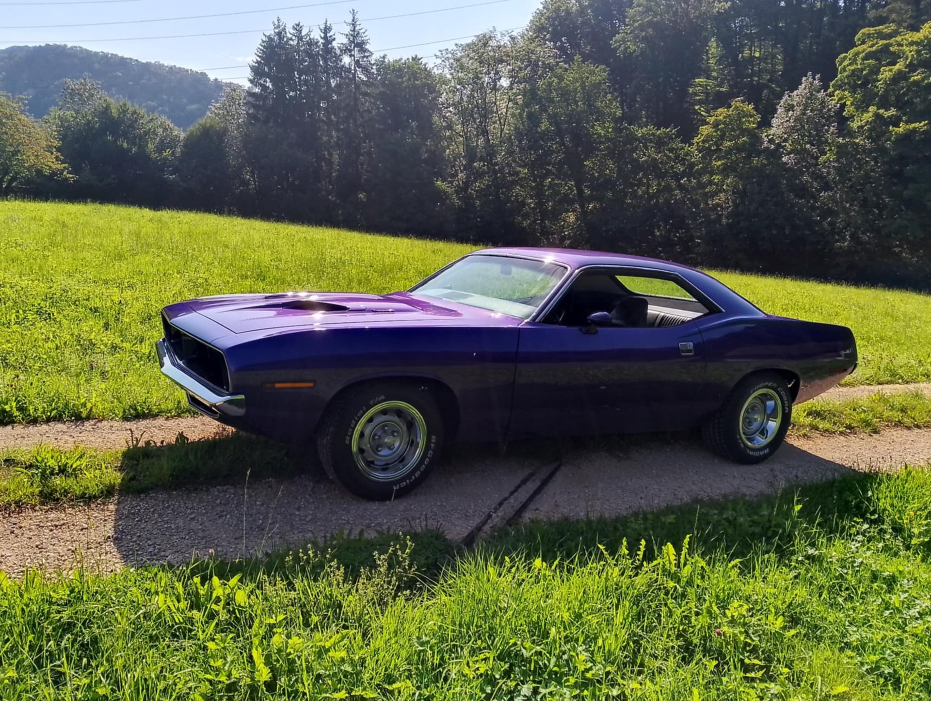 PLYMOUTH Barracuda-showroom-element-2