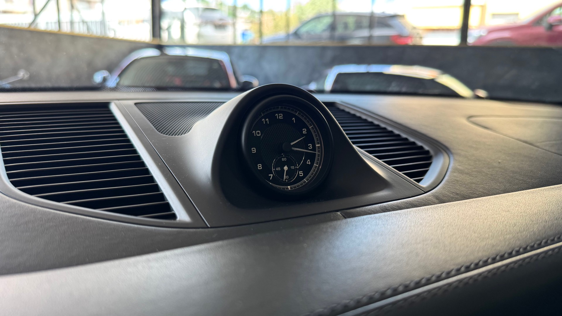 PORSCHE Macan S PDK-image-9