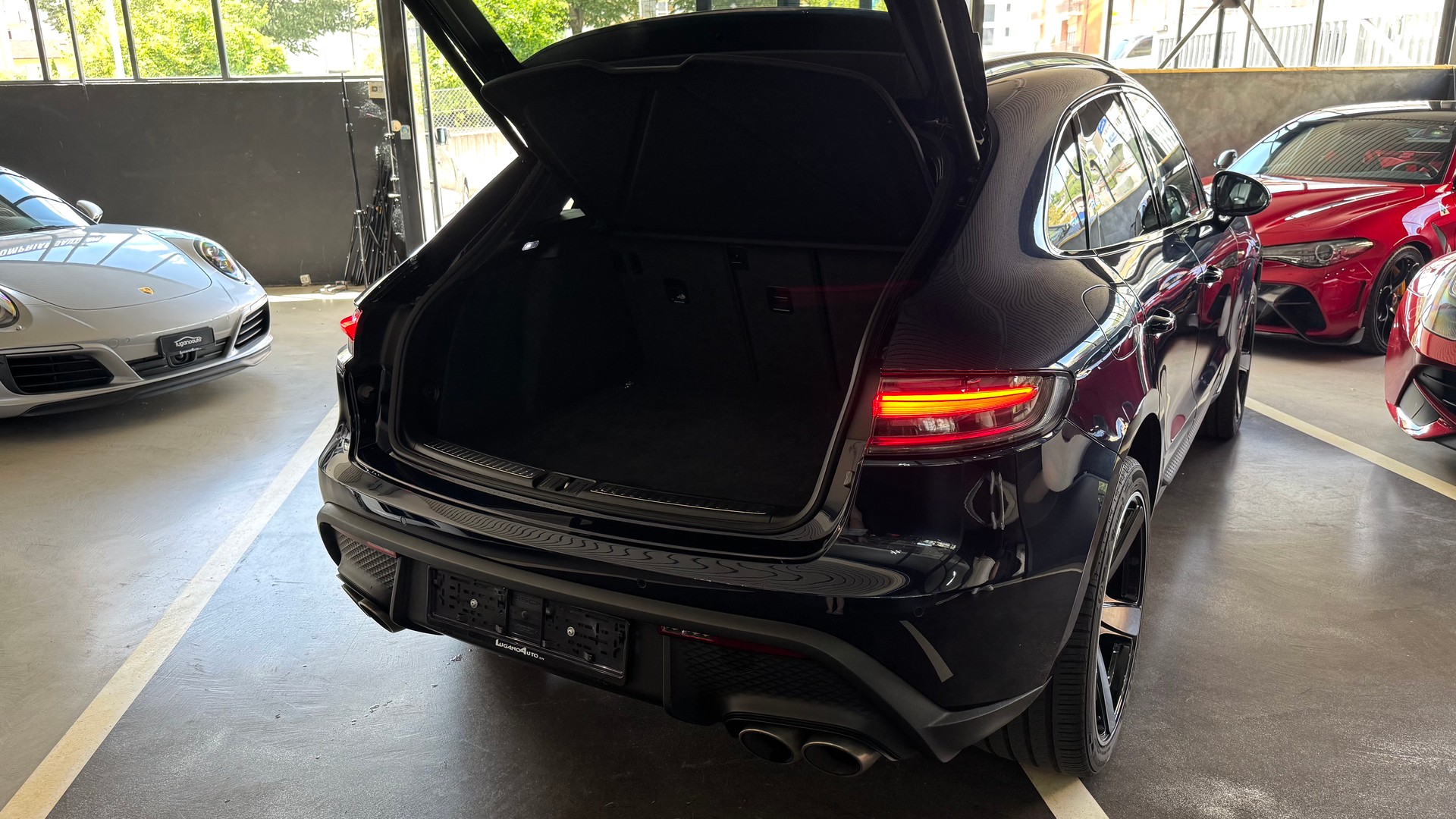 PORSCHE Macan S PDK-image-14