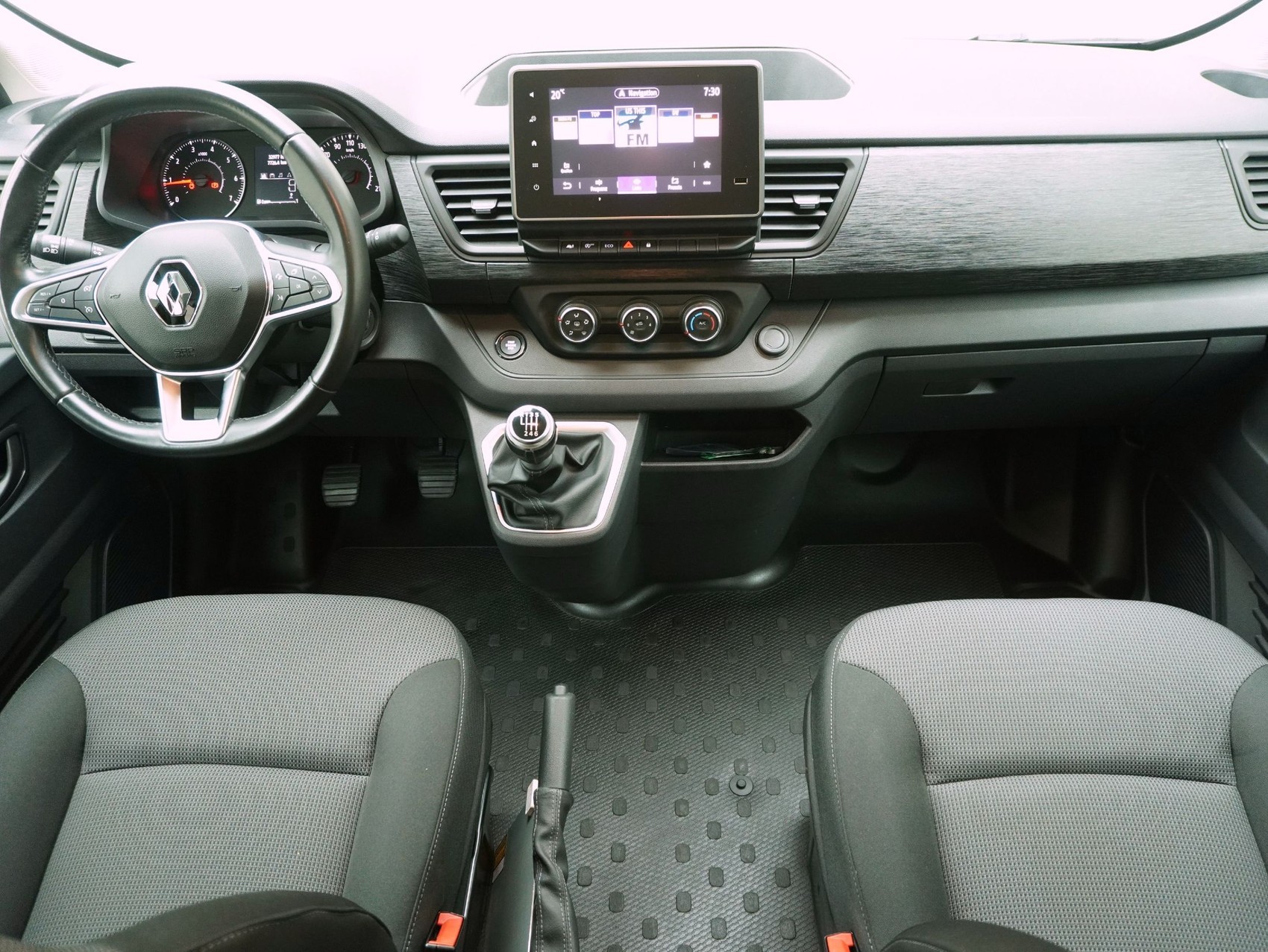 RENAULT Trafic Passenger 2.0 dCi Blue equilibre-image-13