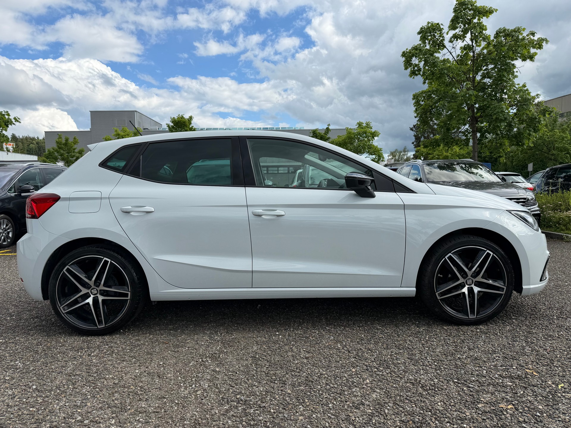 SEAT Ibiza 1.0 TGI CNG FR-showroom-element-3