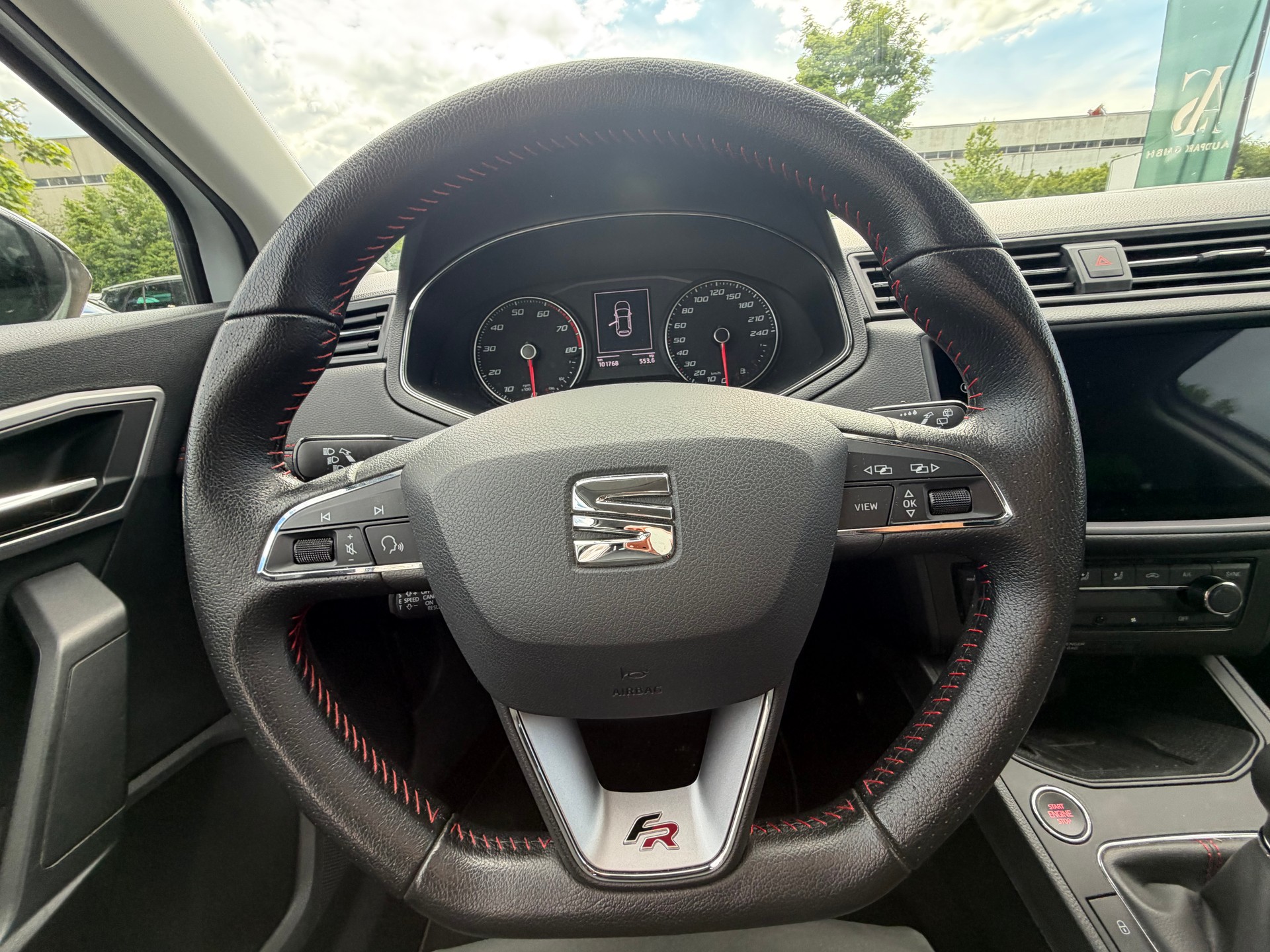 SEAT Ibiza 1.0 TGI CNG FR-image-11