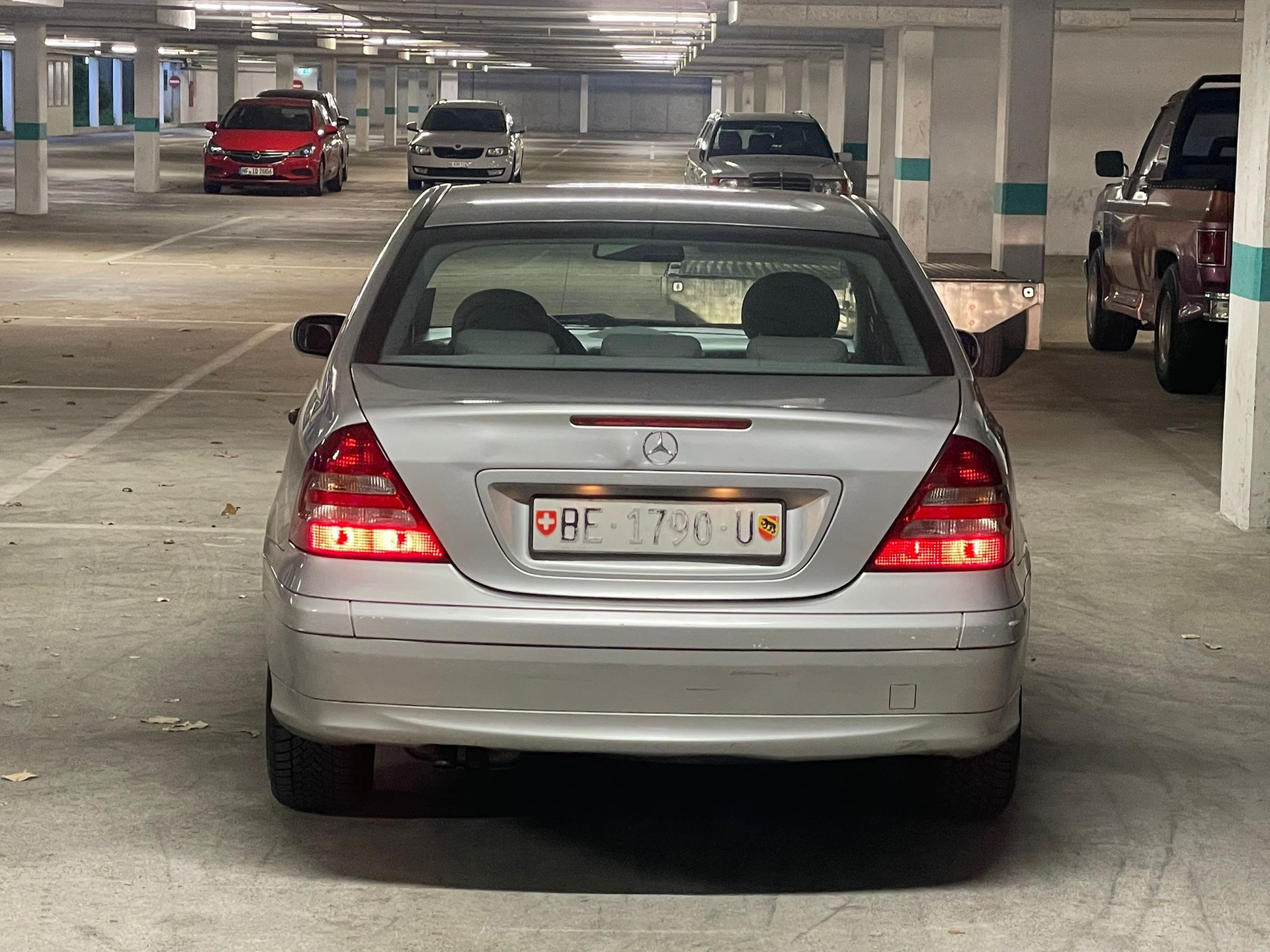 MERCEDES-BENZ C 220 CDI Classic-image-4