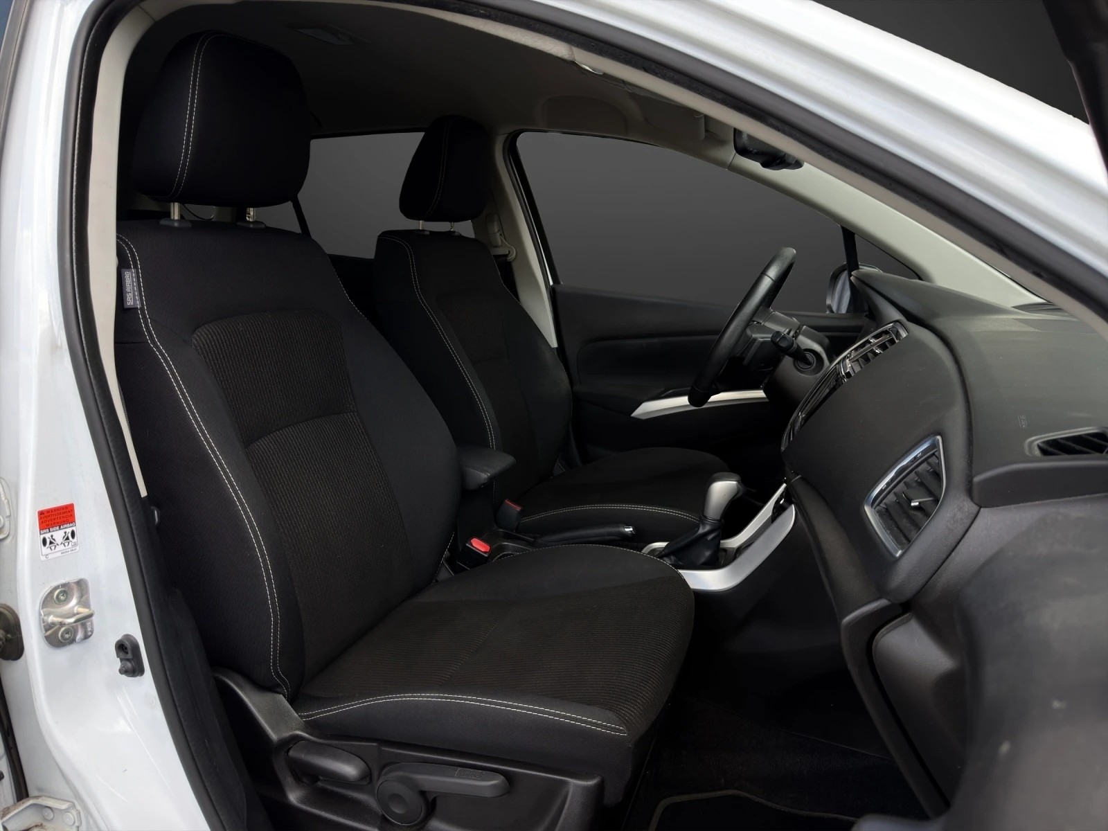 SUZUKI SX4 S-Cross 1.4 16V Piz Sulai 4WD Automatic-image-8