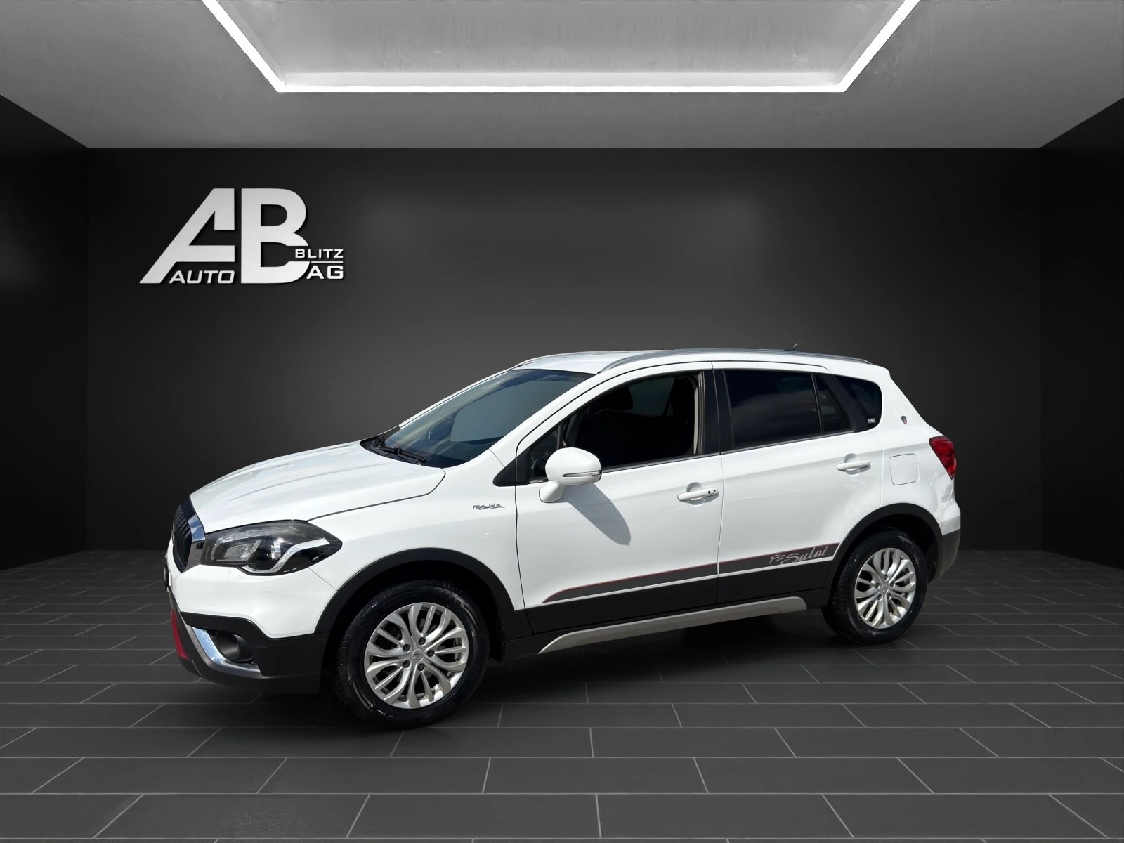SUZUKI SX4 S-Cross 1.4 16V Piz Sulai 4WD Automatic-showroom-element-1