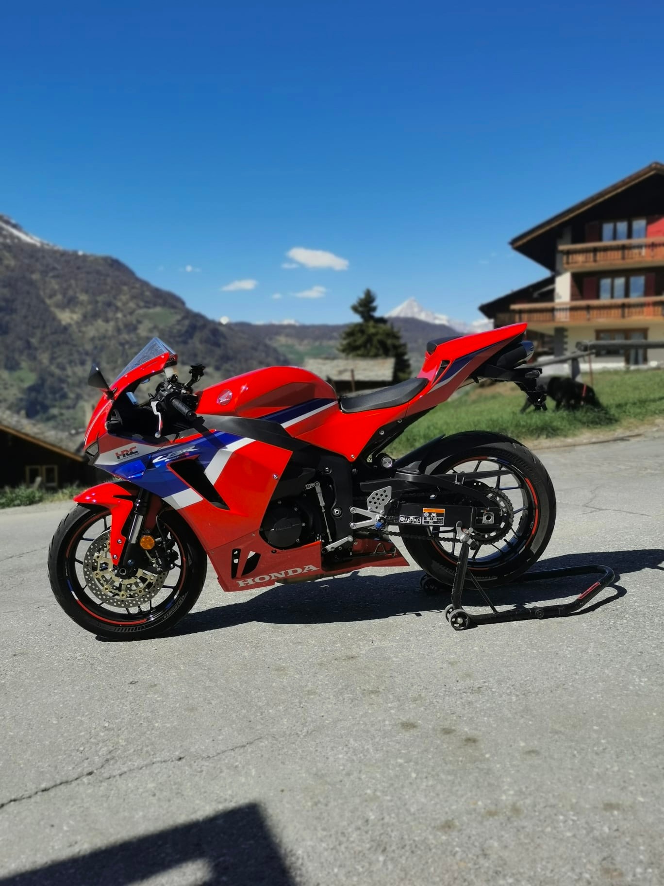 HONDA CBR 600 RR-image-1