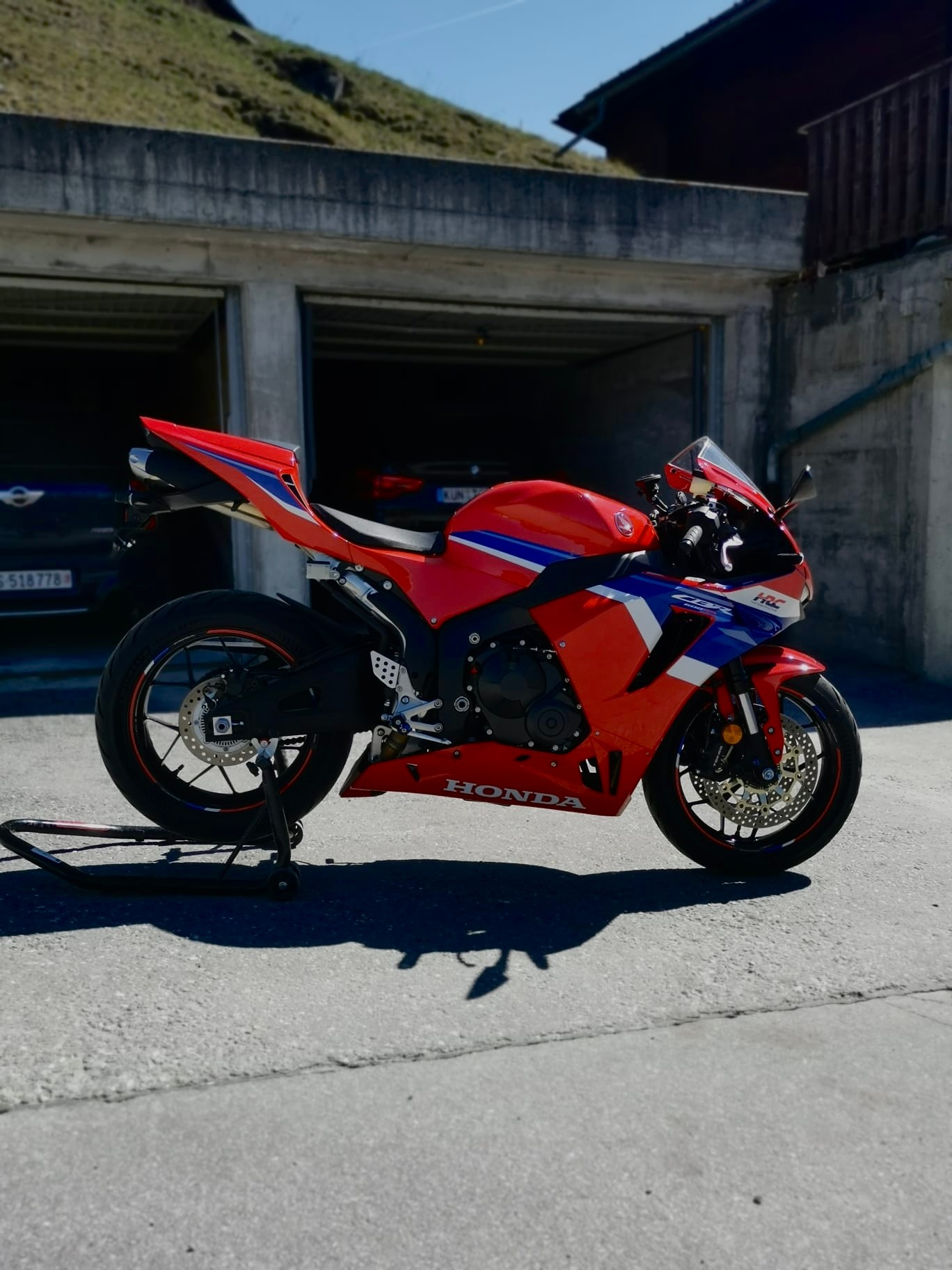 HONDA CBR 600 RR-image-2