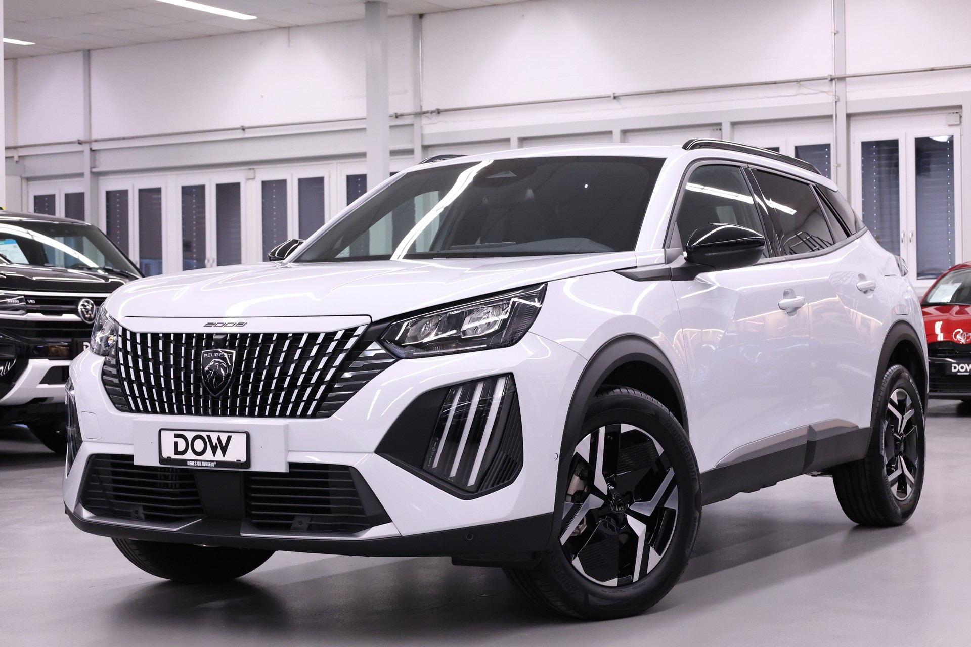 PEUGEOT 2008 1.2 Hybrid 145 Allure Premium