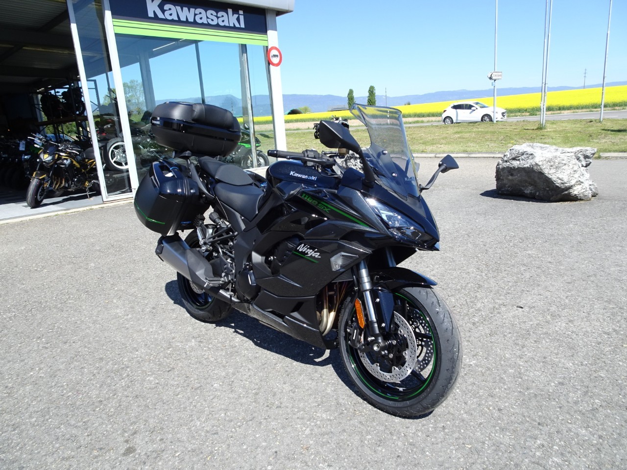 KAWASAKI Versys 1100 SX Tourer +-image-1