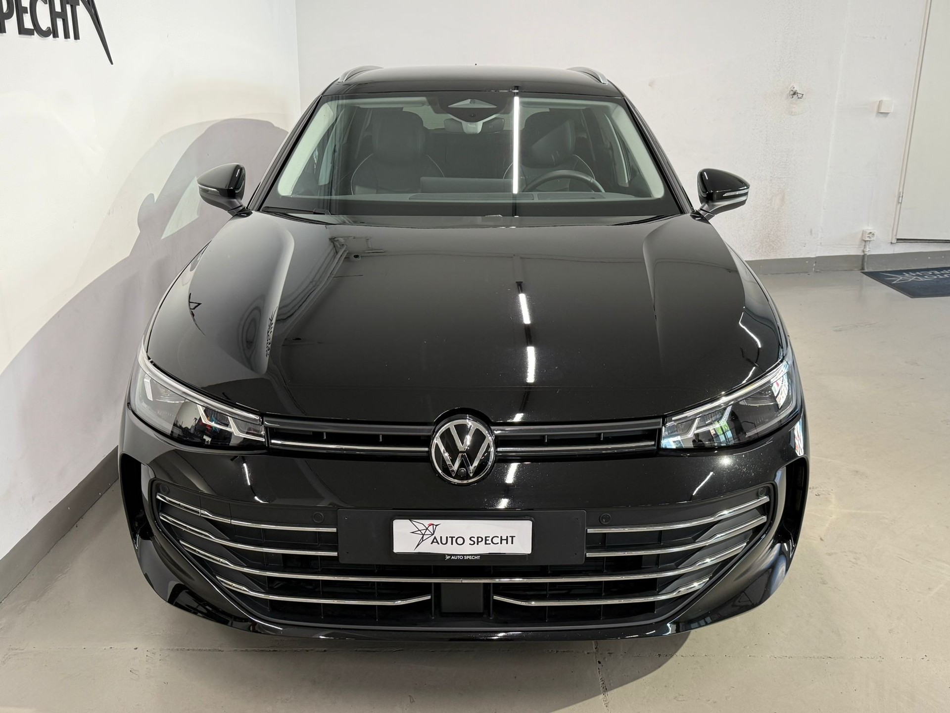 VW Passat Variant 2.0 TDI evo Business DSG-showroom-element-2