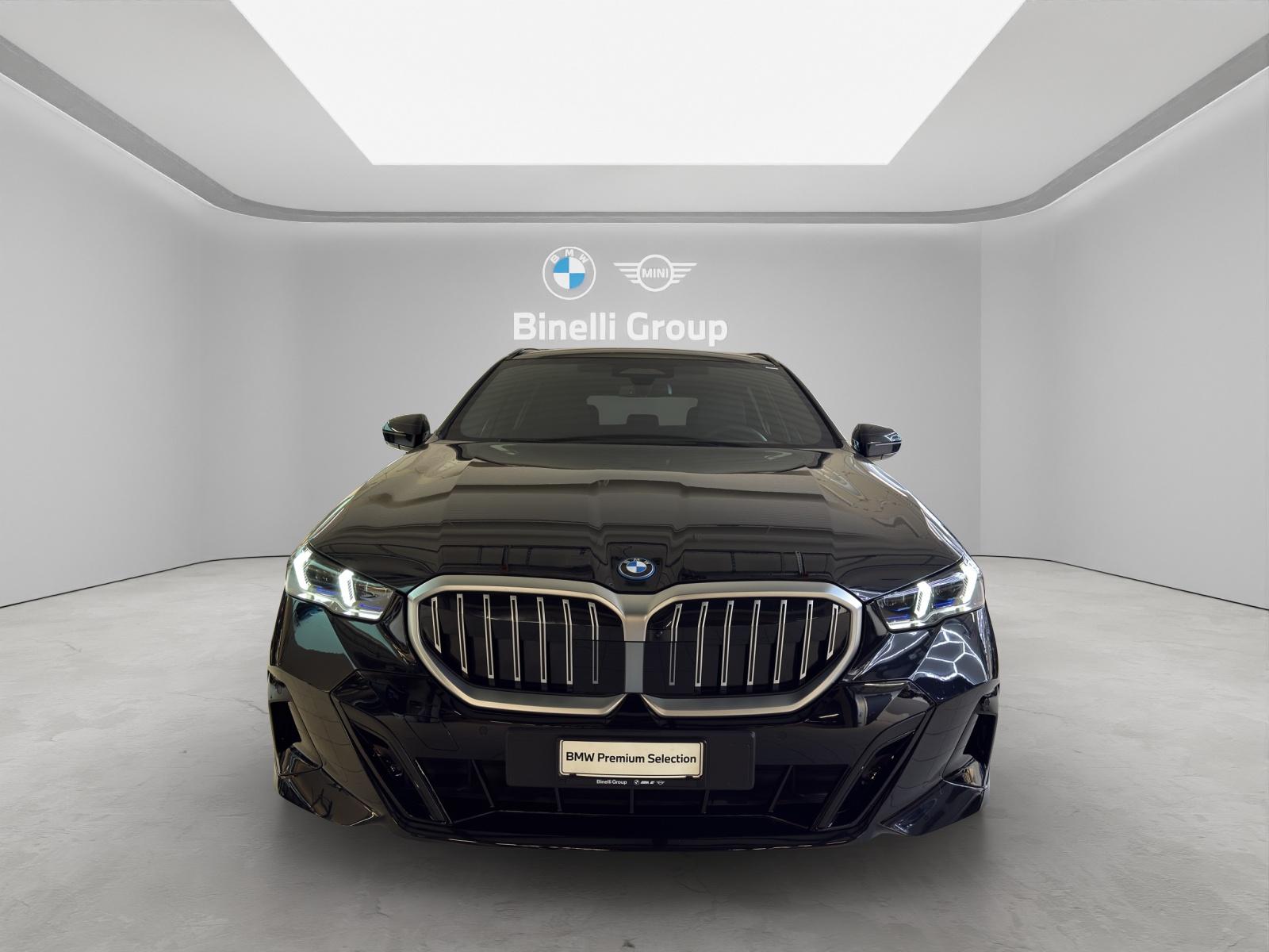 BMW 530e xDrive Touring M-SportPaket-image-8