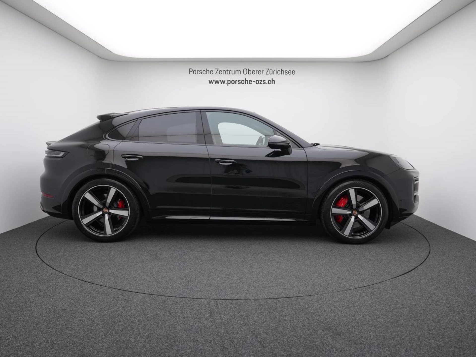 PORSCHE Cayenne GTS Coupé-image-7