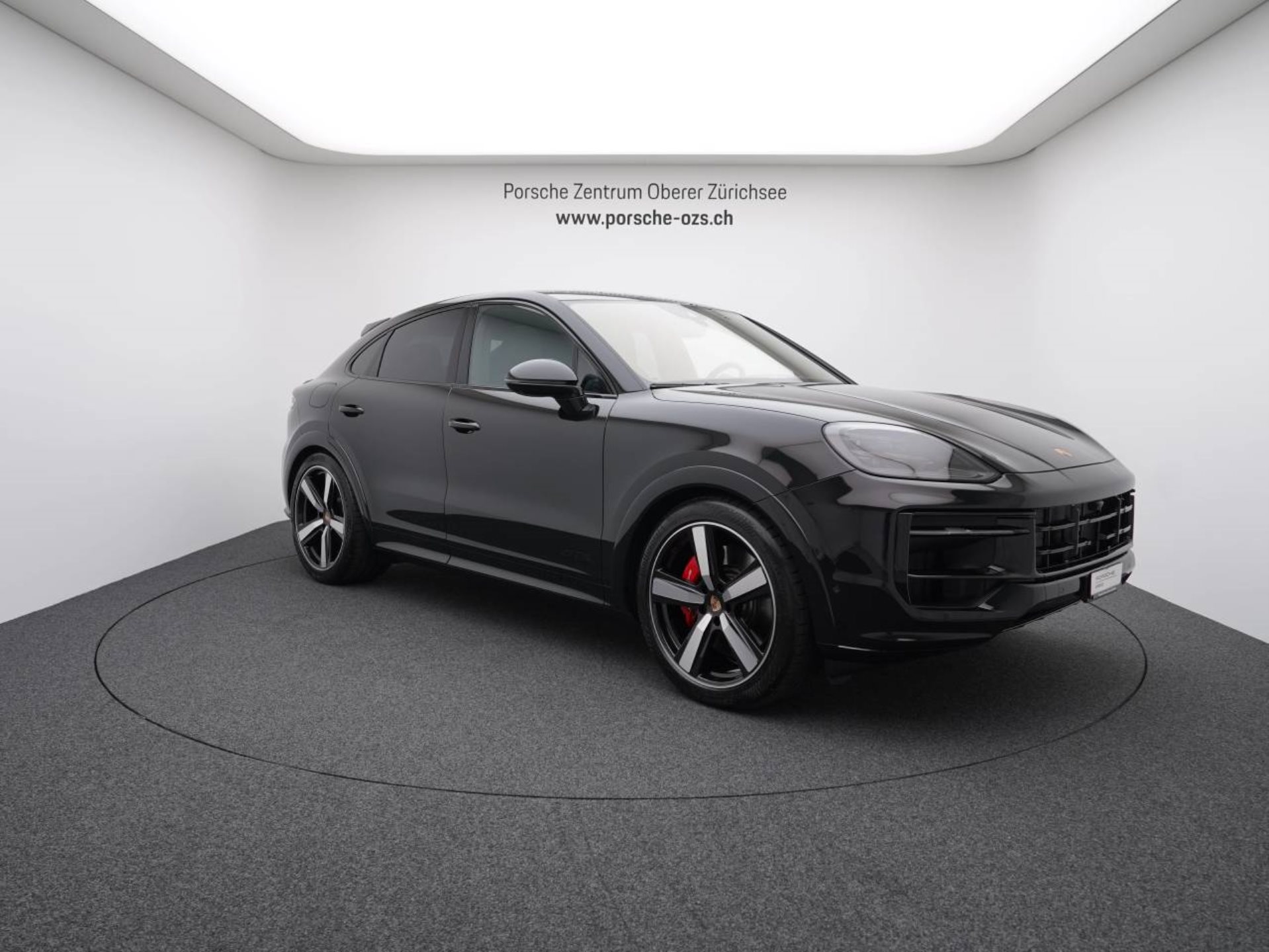 PORSCHE Cayenne GTS Coupé-image-8