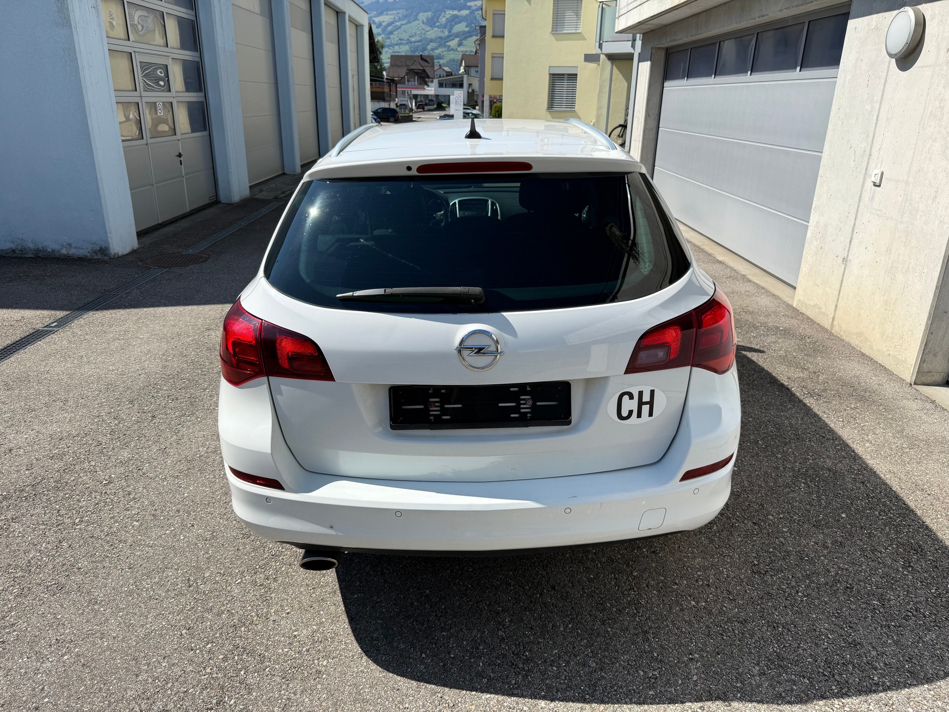 OPEL Astra SportsTourer 1.6i 16V Turbo Enjoy-image-4