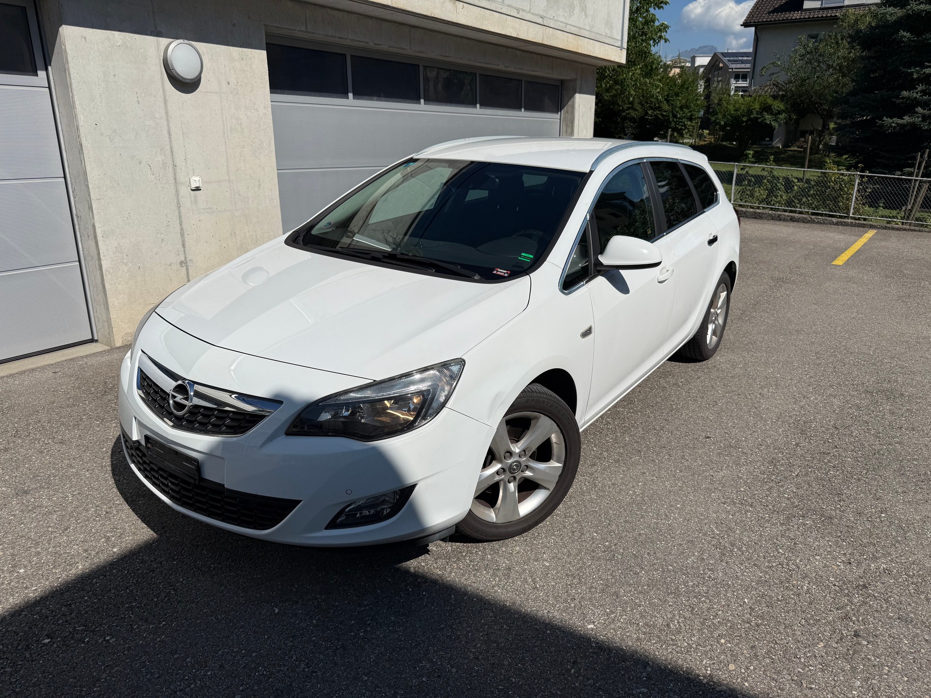 OPEL Astra SportsTourer 1.6i 16V Turbo Enjoy