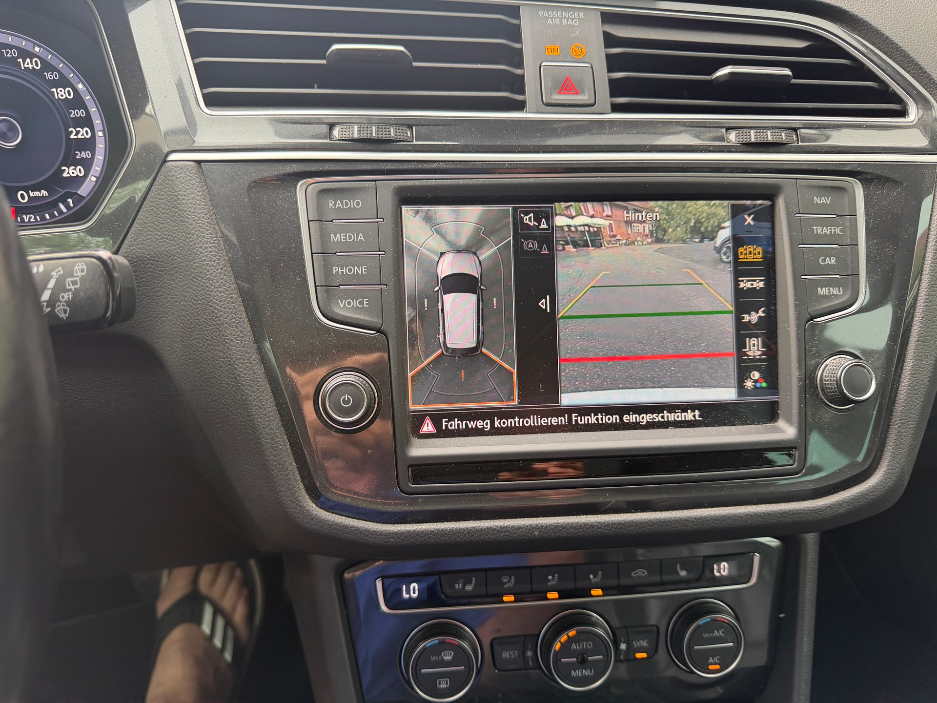 VW Tiguan 2.0TSI Highline 4Motion DSG R line-image-10