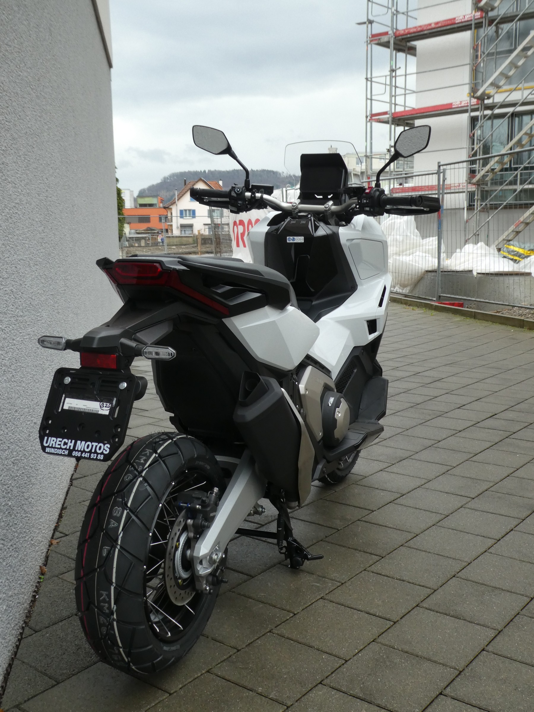 HONDA X-ADV 750-image-2