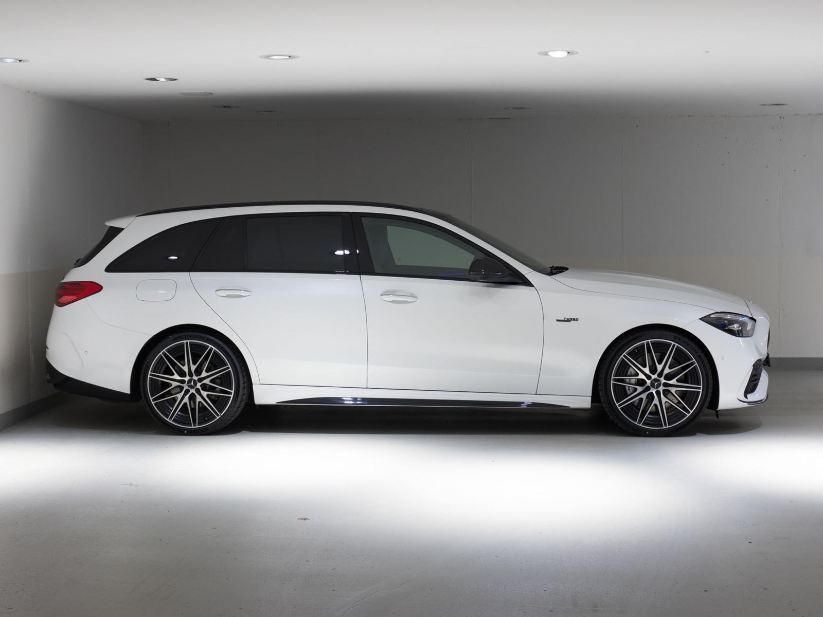 MERCEDES-BENZ C 43 AMG 4MATIC T-Modell-image-1