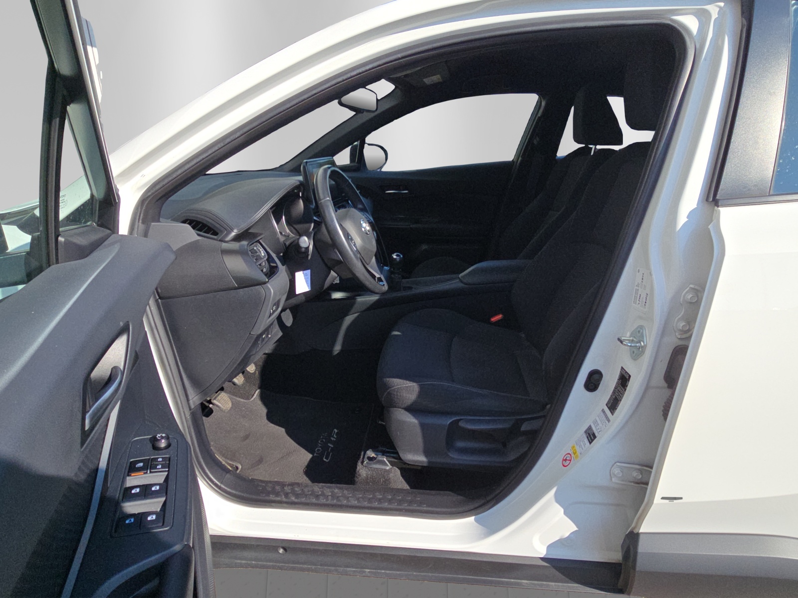 TOYOTA C-HR 1.2 T Comfort-image-8