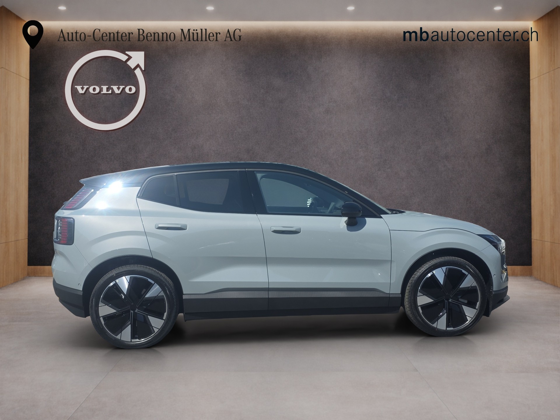 VOLVO EX30 E60 Twin Ultra Performance AWD-image-5