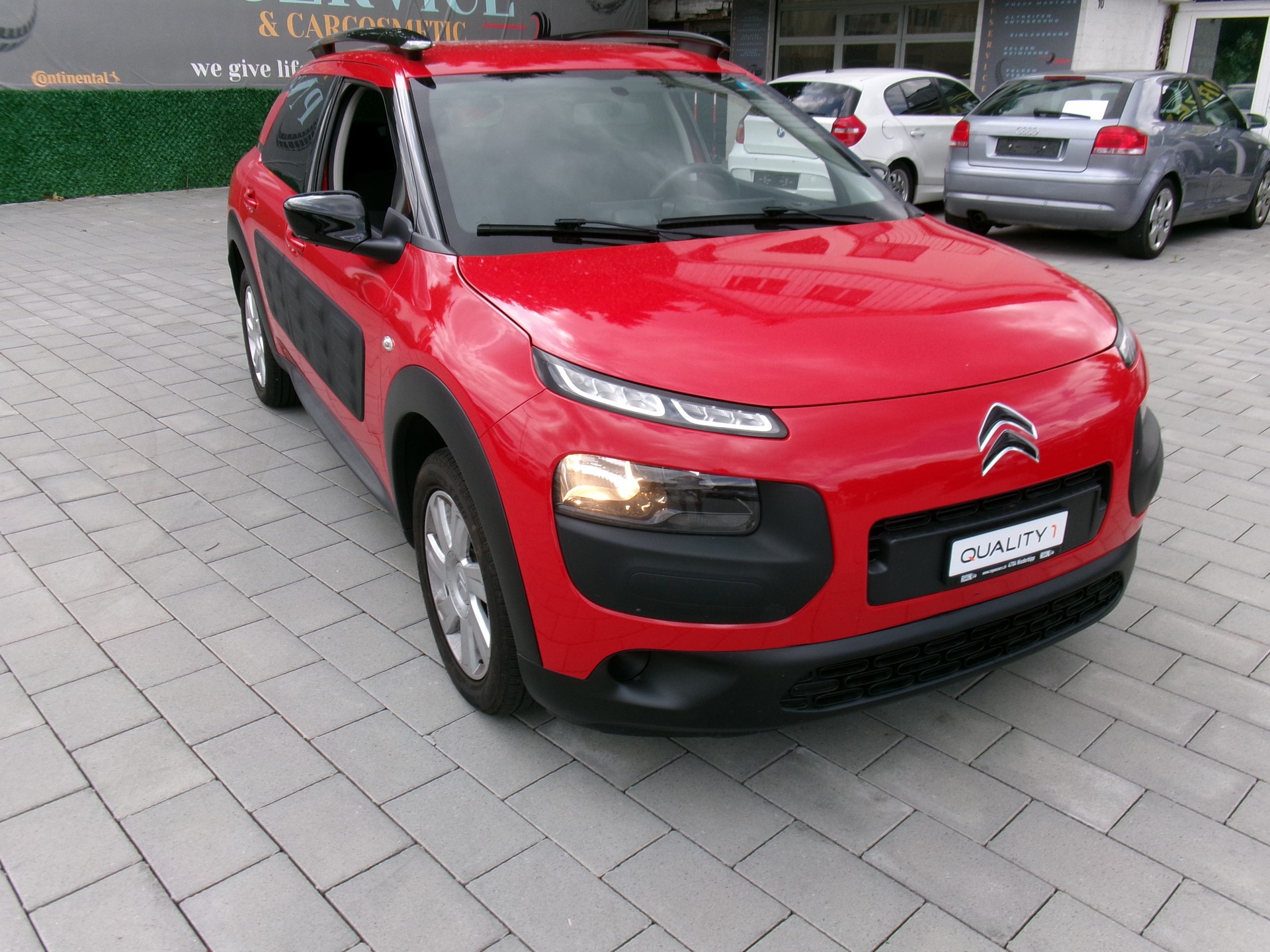 CITROEN C4 Cactus 1.2 e-THP Feel-showroom-element-1