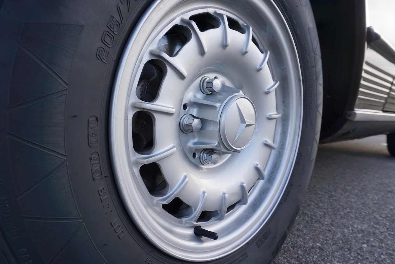 MERCEDES-BENZ SL 350-image-9