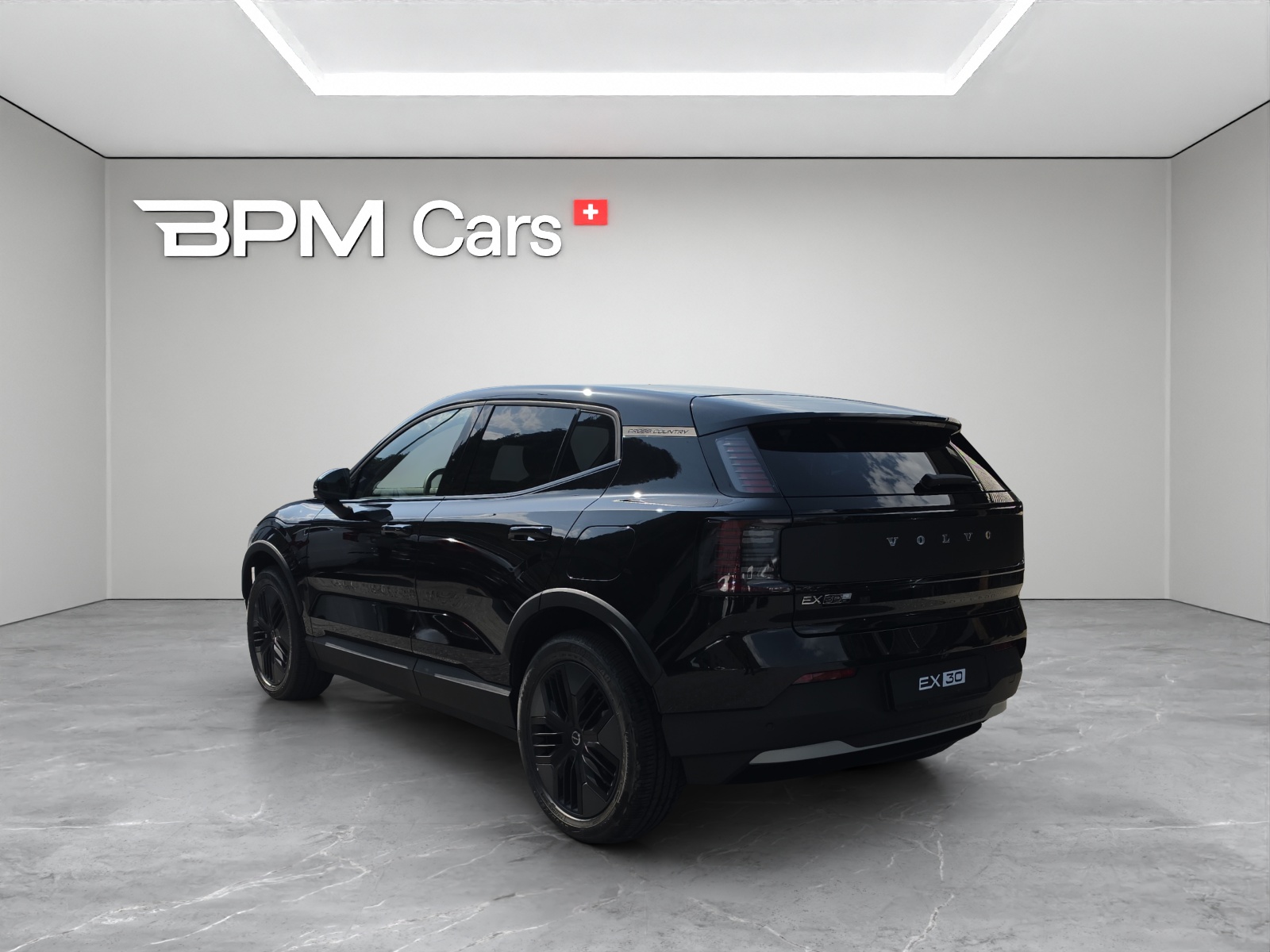 VOLVO EX30 Cross Country P8 69 kWh AWD Plus-showroom-element-2