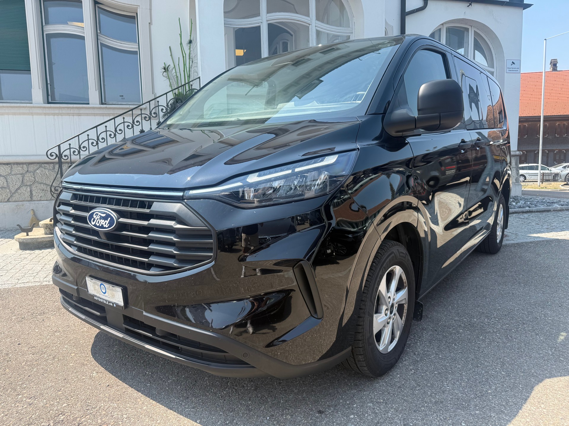 FORD Transit C Kombi 320 L1 2.0 EcoBlue 136 Trend-showroom-element-1
