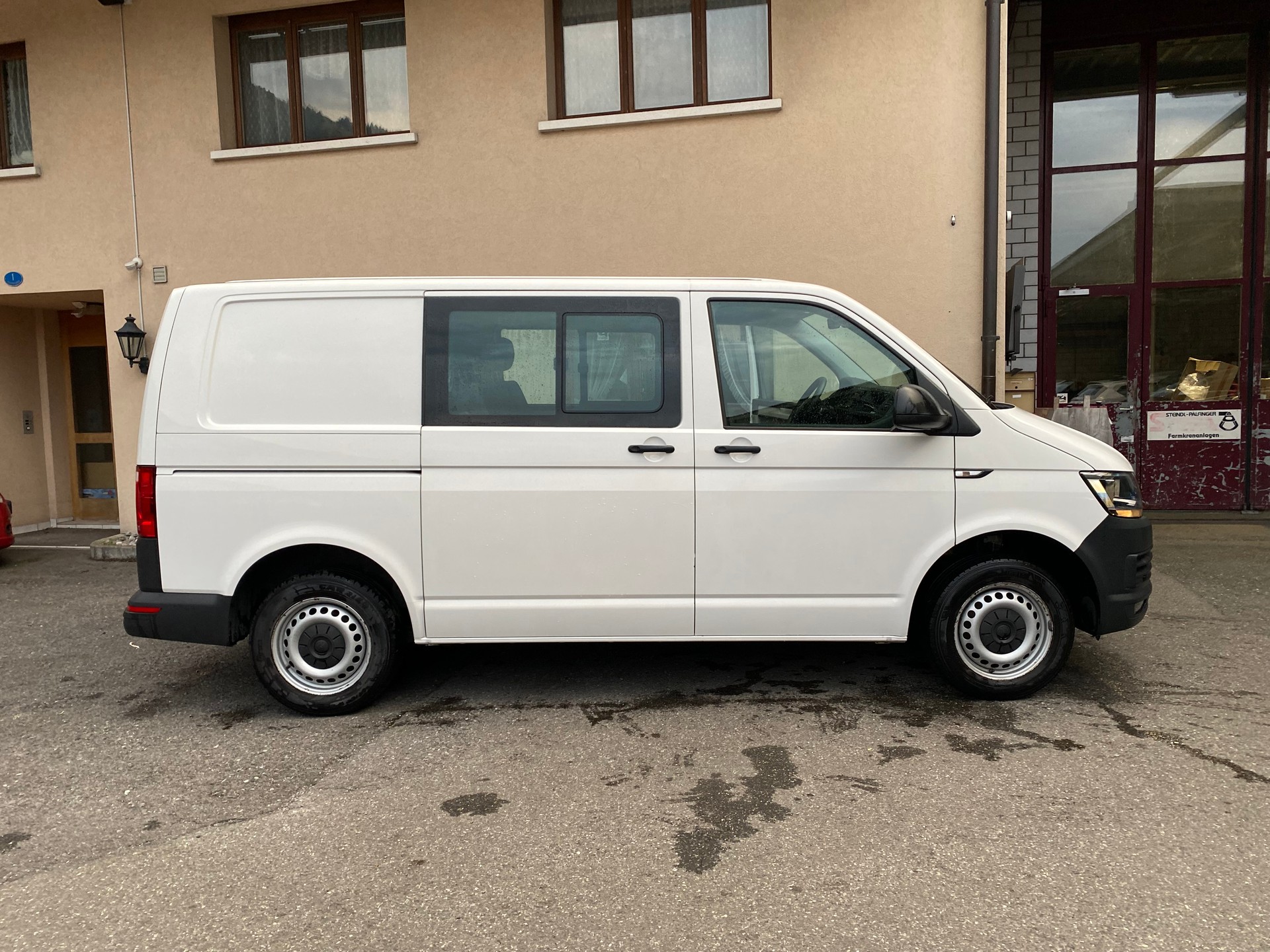 VW T6 2.0 TDI 4Motion DSG-image-10