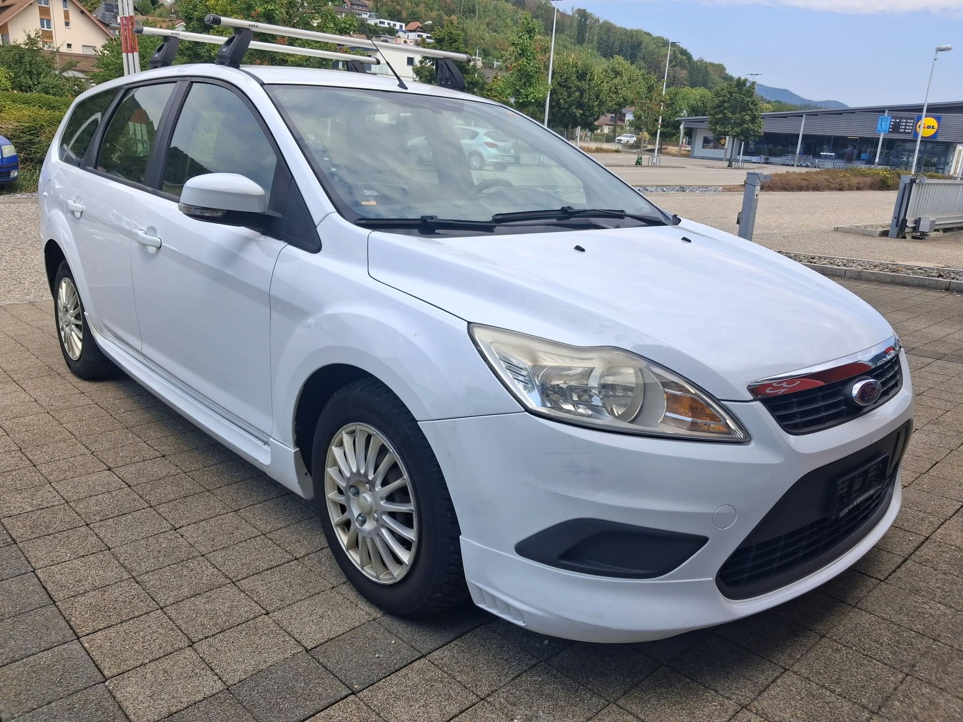 FORD Focus 1.6 TDCi ECOnetic Carving-image-2
