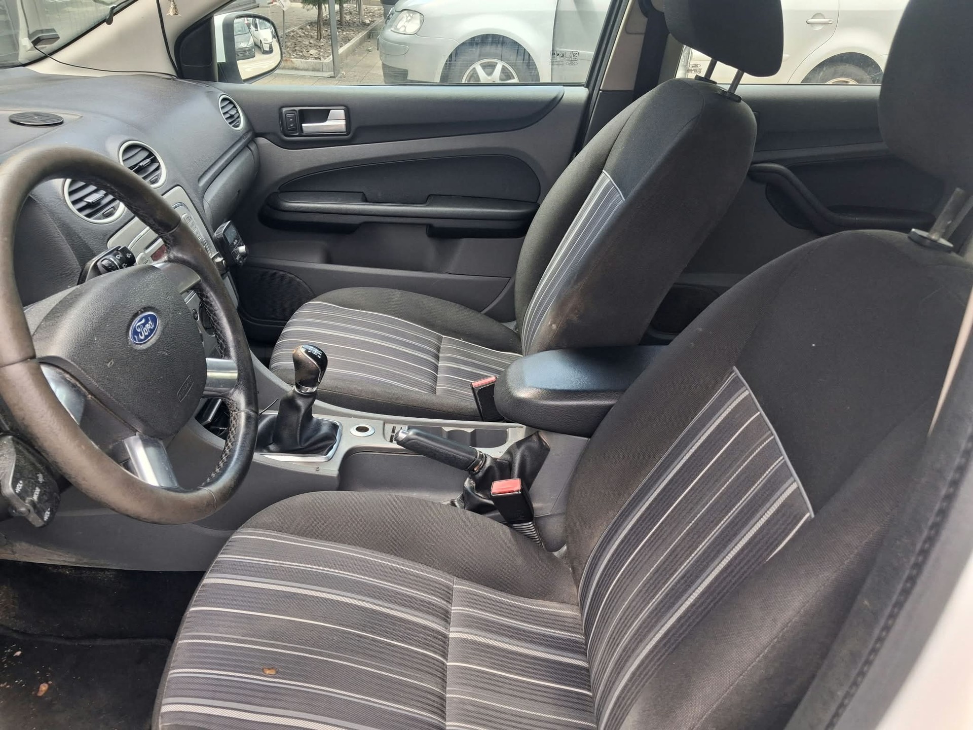 FORD Focus 1.6 TDCi ECOnetic Carving-image-7