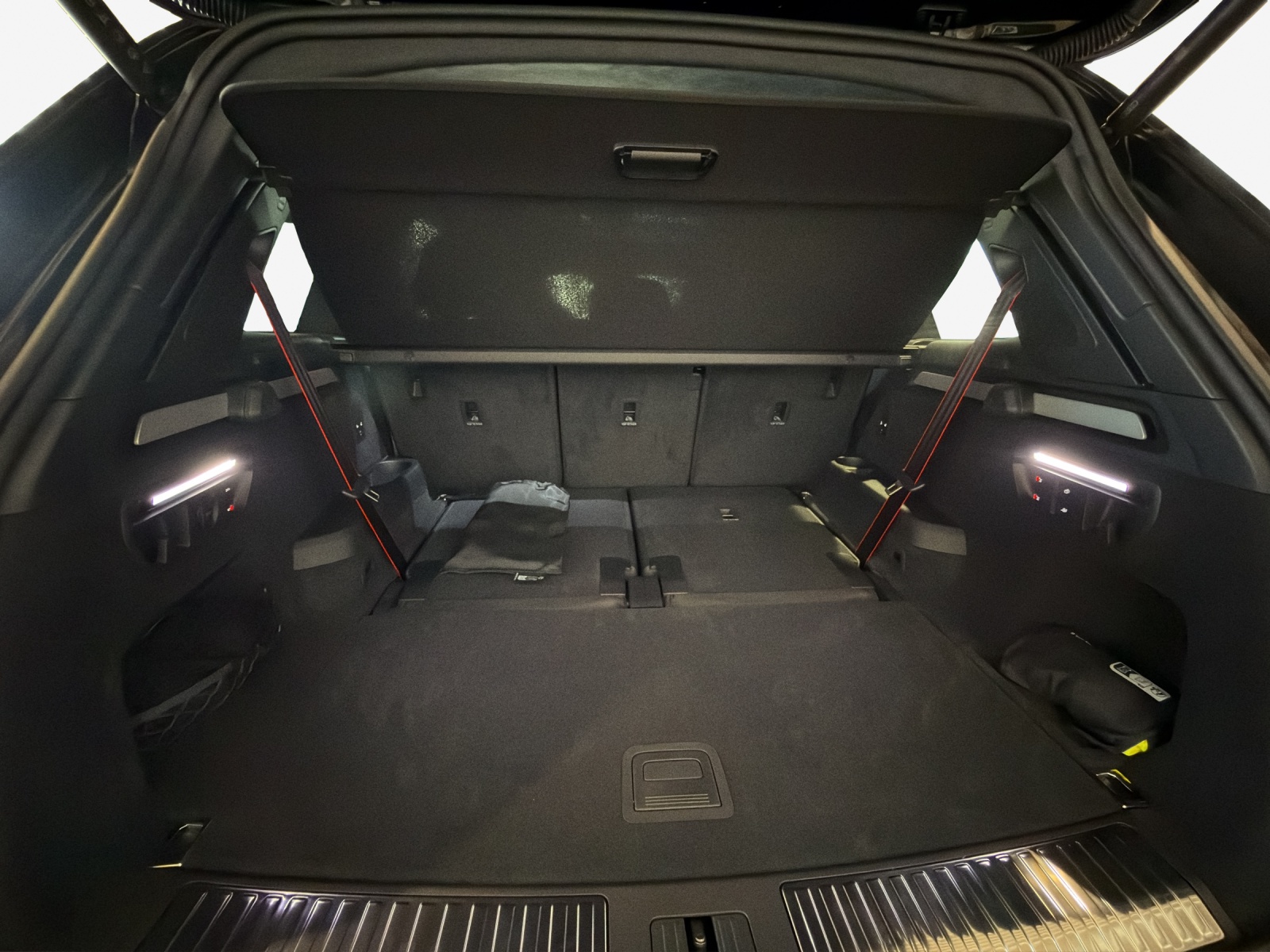 AUDI Q7 SUV TDI quattro 220 kW-image-12