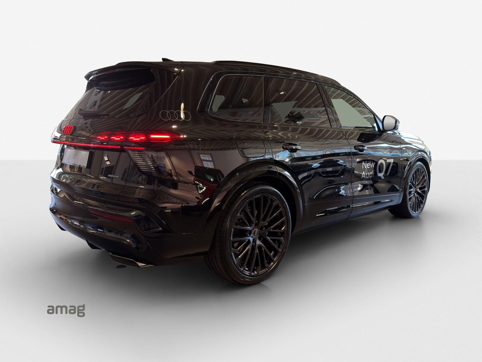 AUDI Q7 SUV TDI quattro 220 kW-image-4