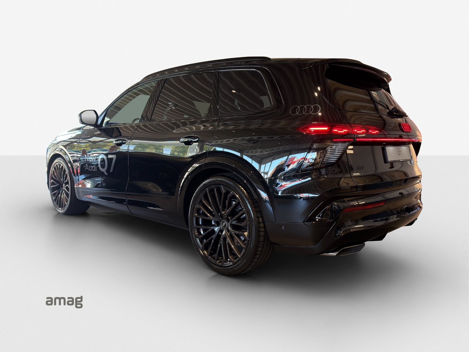 AUDI Q7 SUV TDI quattro 220 kW-showroom-element-2