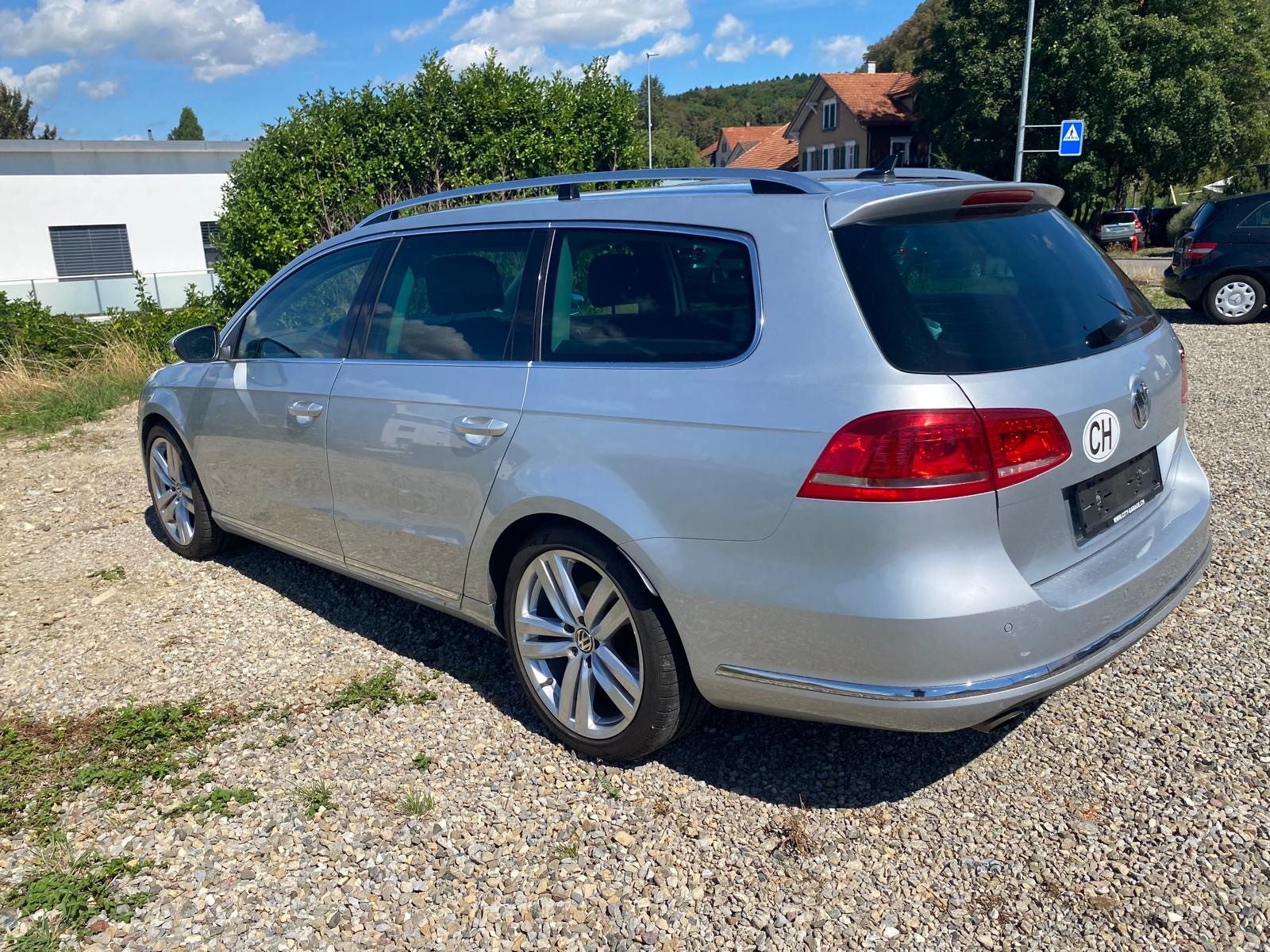VW Passat Variant 2.0 TDI BMT Highline 4MDSG-image-5