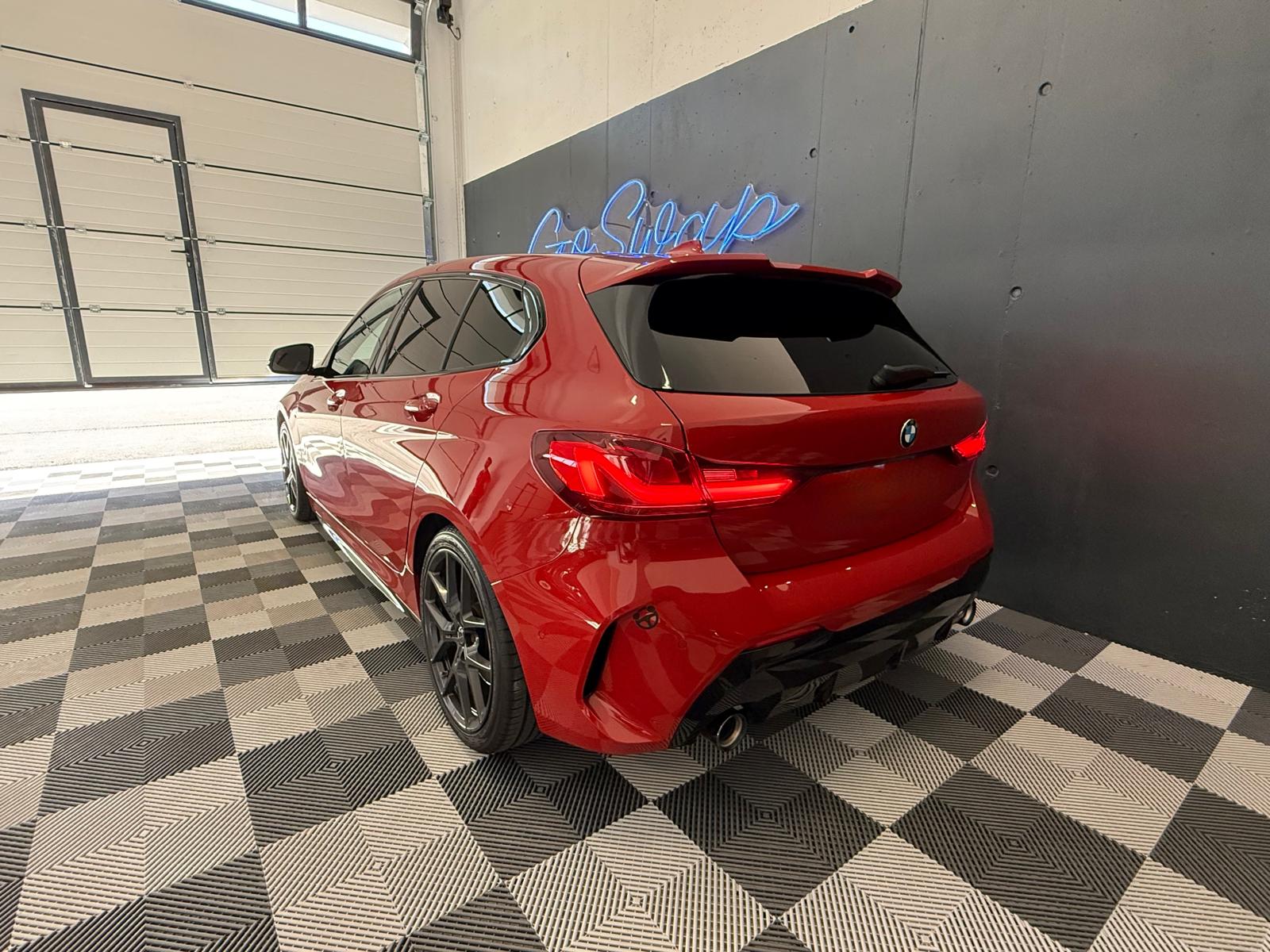 BMW 128ti Steptronic-showroom-element-3
