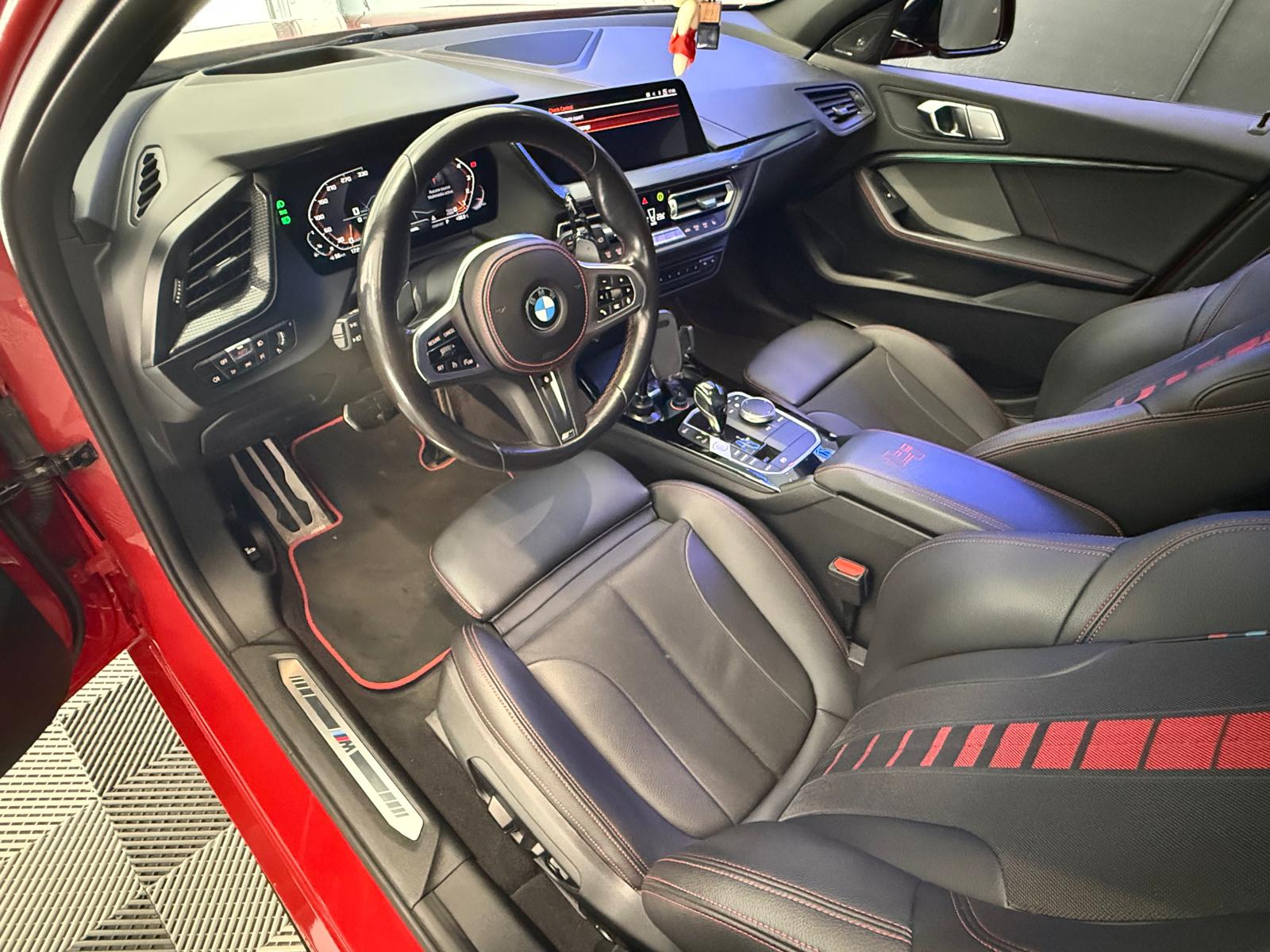 BMW 128ti Steptronic-showroom-element-1