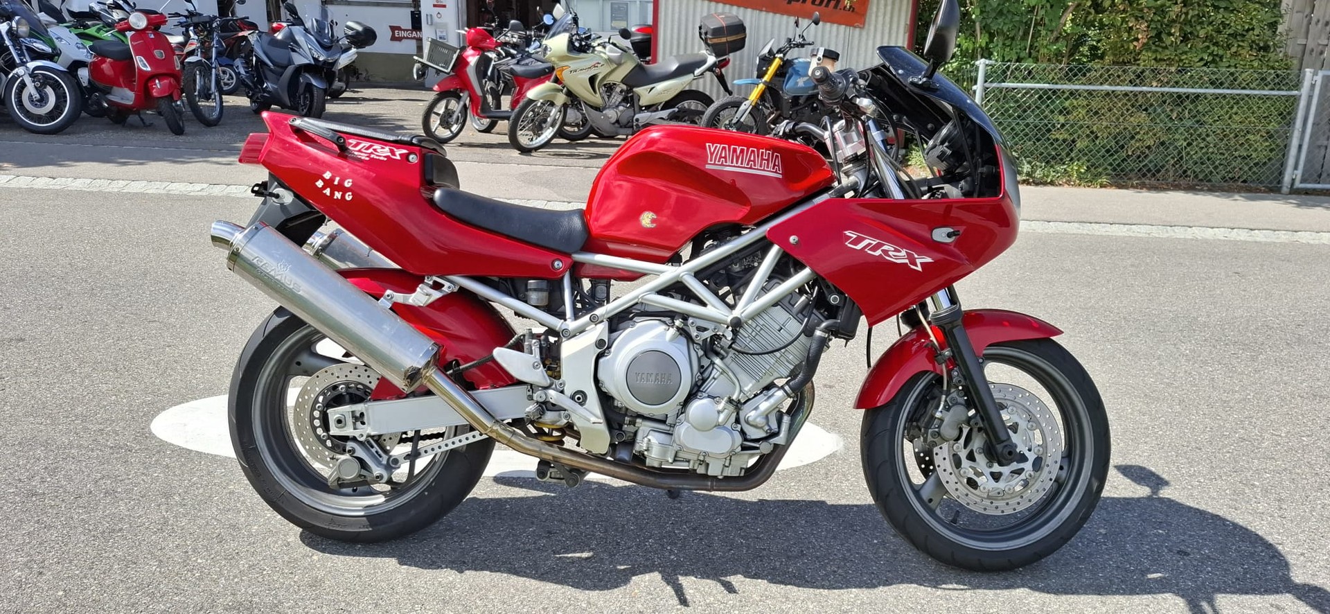 YAMAHA TRX 850-image-0