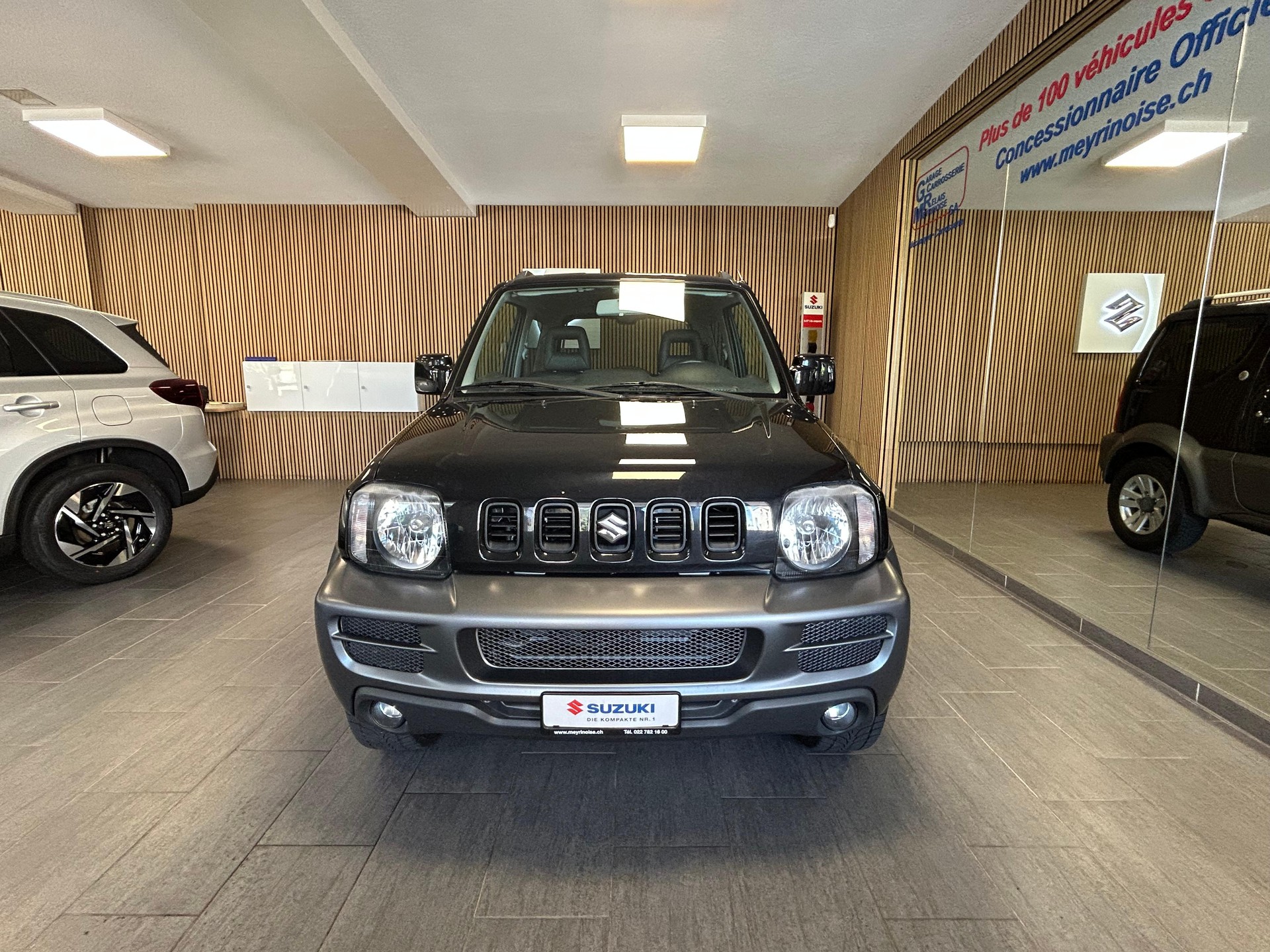 SUZUKI Jimny Wagon 1.3 4WD GL Top Indigo Automatique 4 Places/4Platz-showroom-element-2
