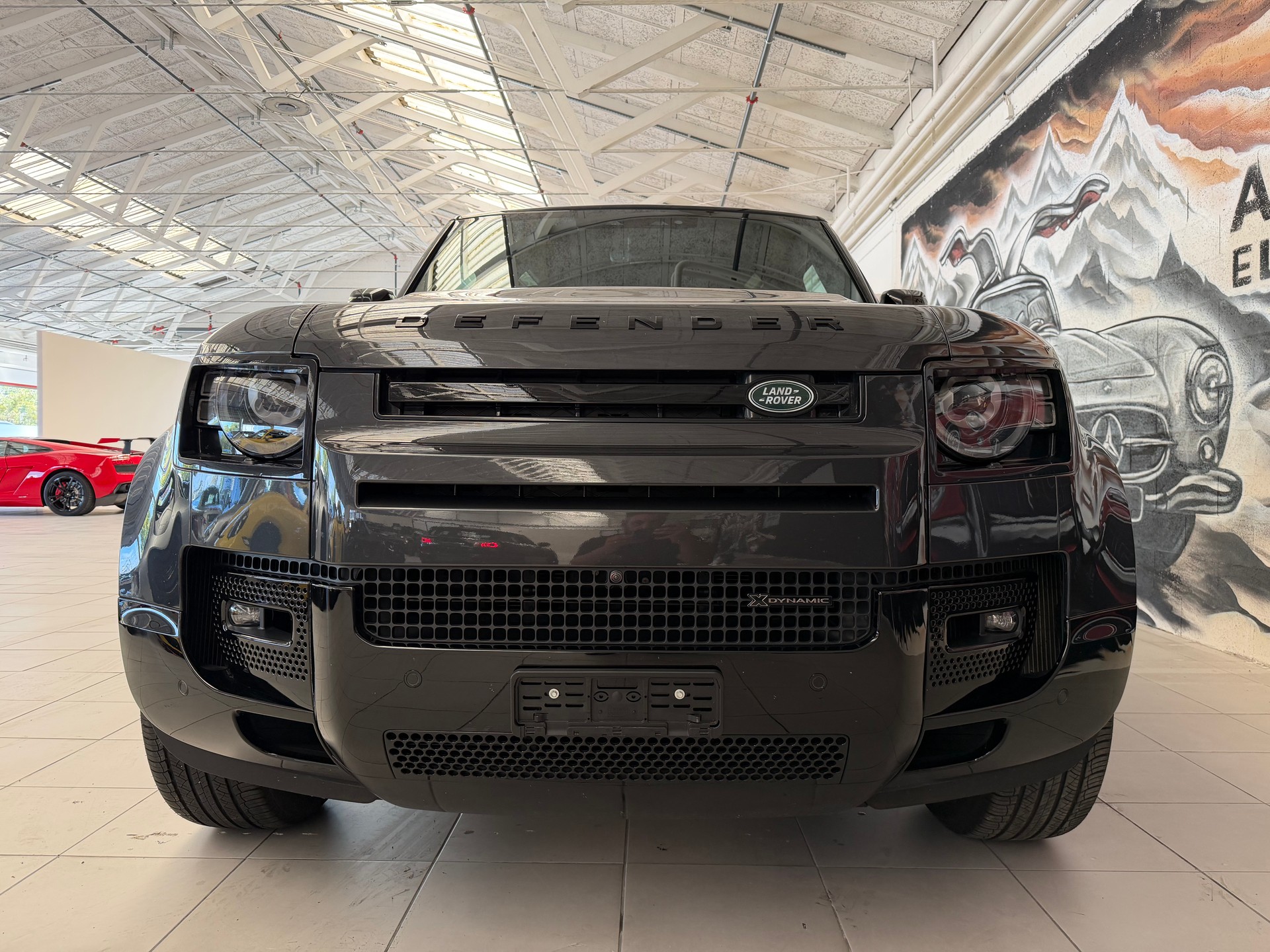 LAND ROVER Defender 90 P400 I6 HSE 3.0 AT8 XDynamic-showroom-element-3