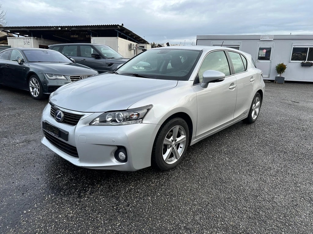 LEXUS CT 200h 1.8 comfort CVT