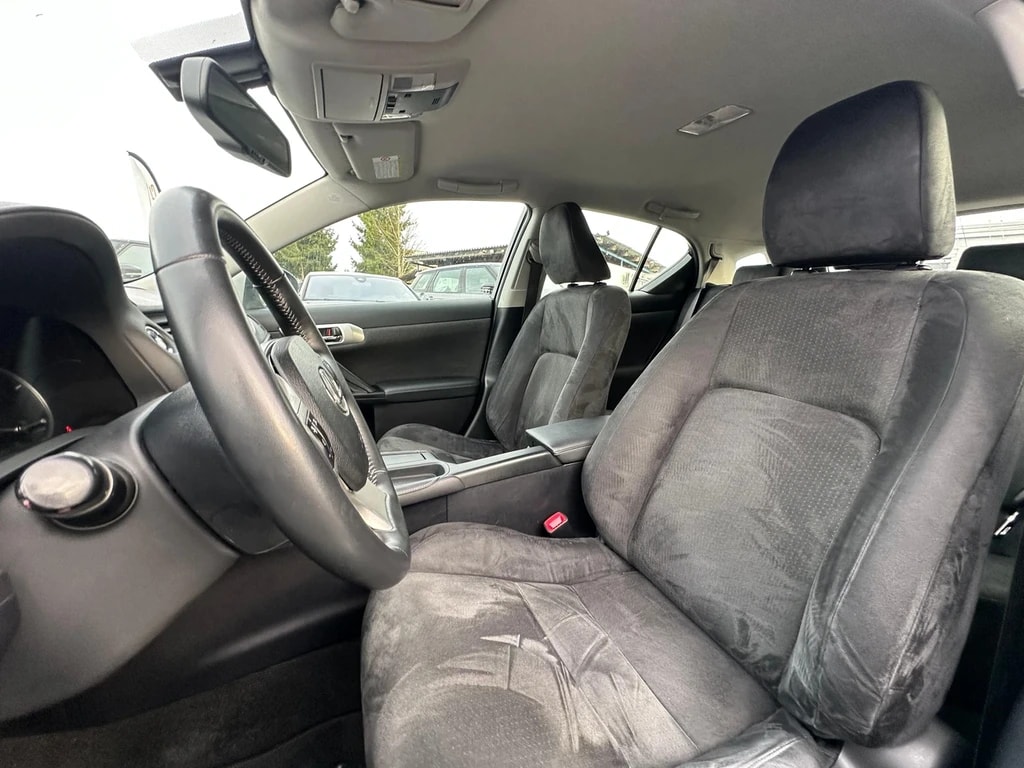LEXUS CT 200h 1.8 comfort CVT-image-6
