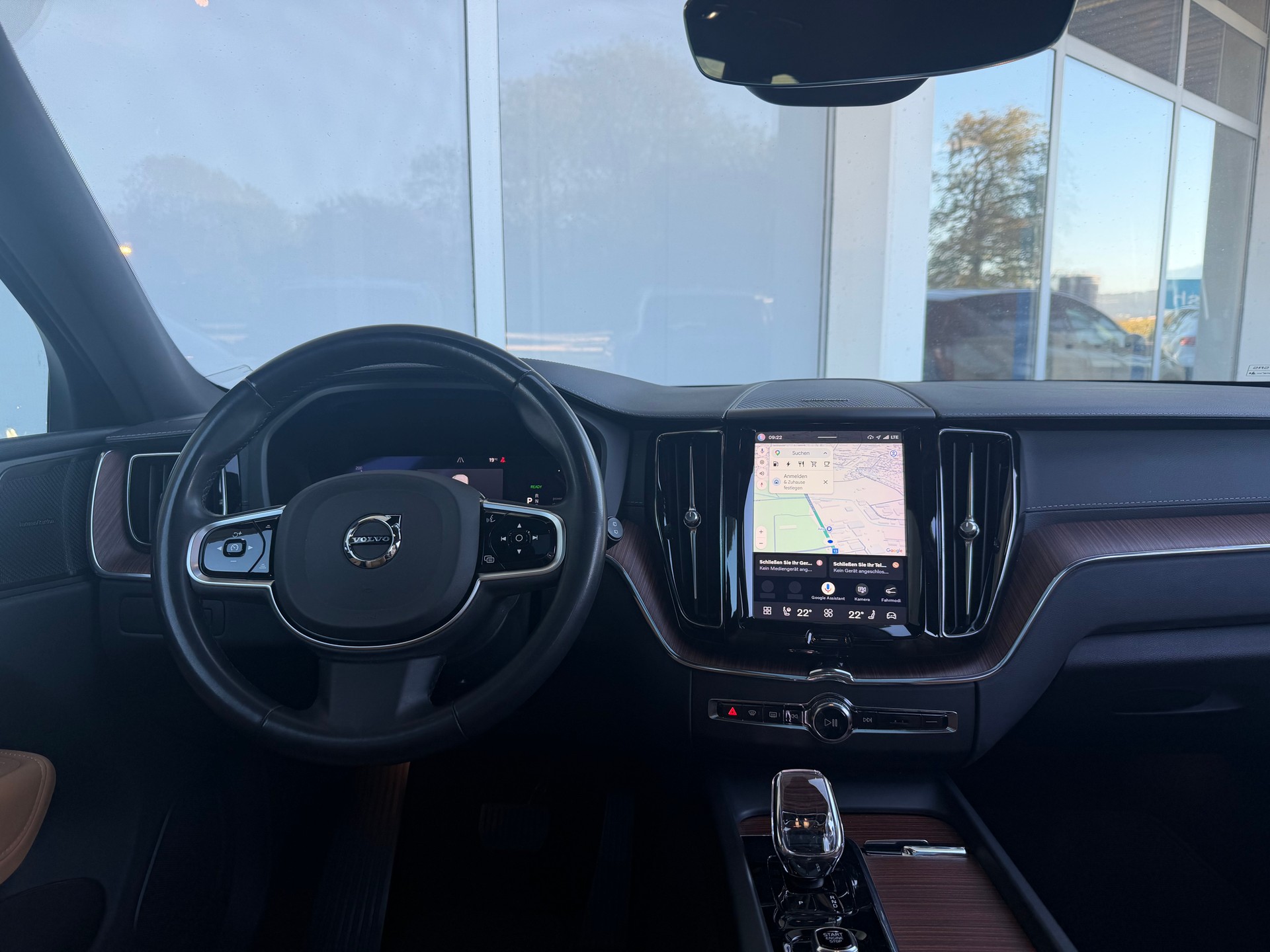 VOLVO XC60 T6 eAWD Ultimate Bright Geartronic-image-6