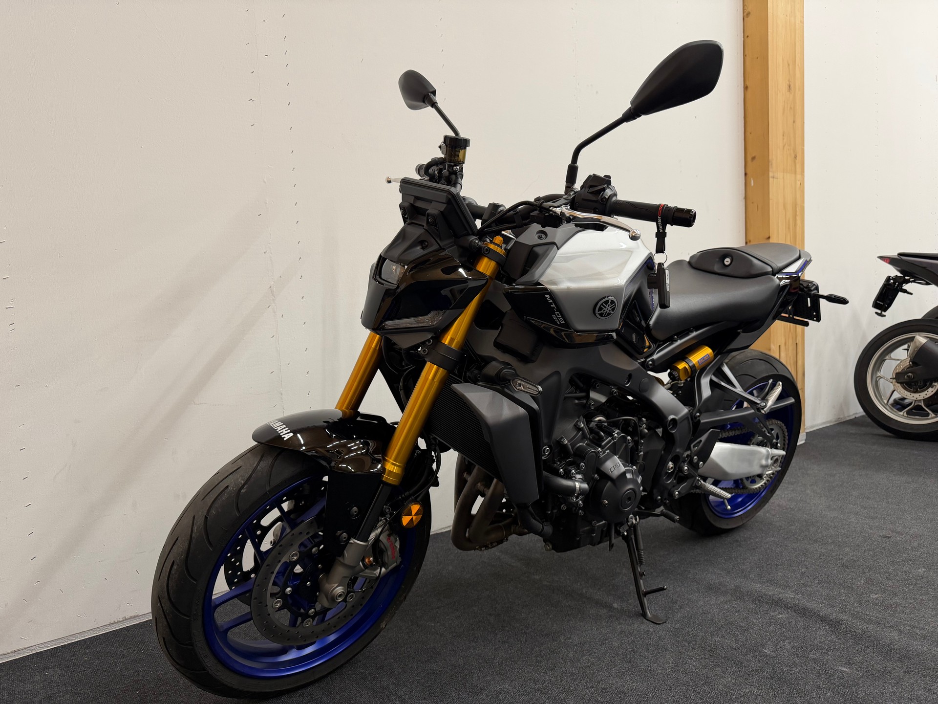 YAMAHA MT-09 SP-image-4