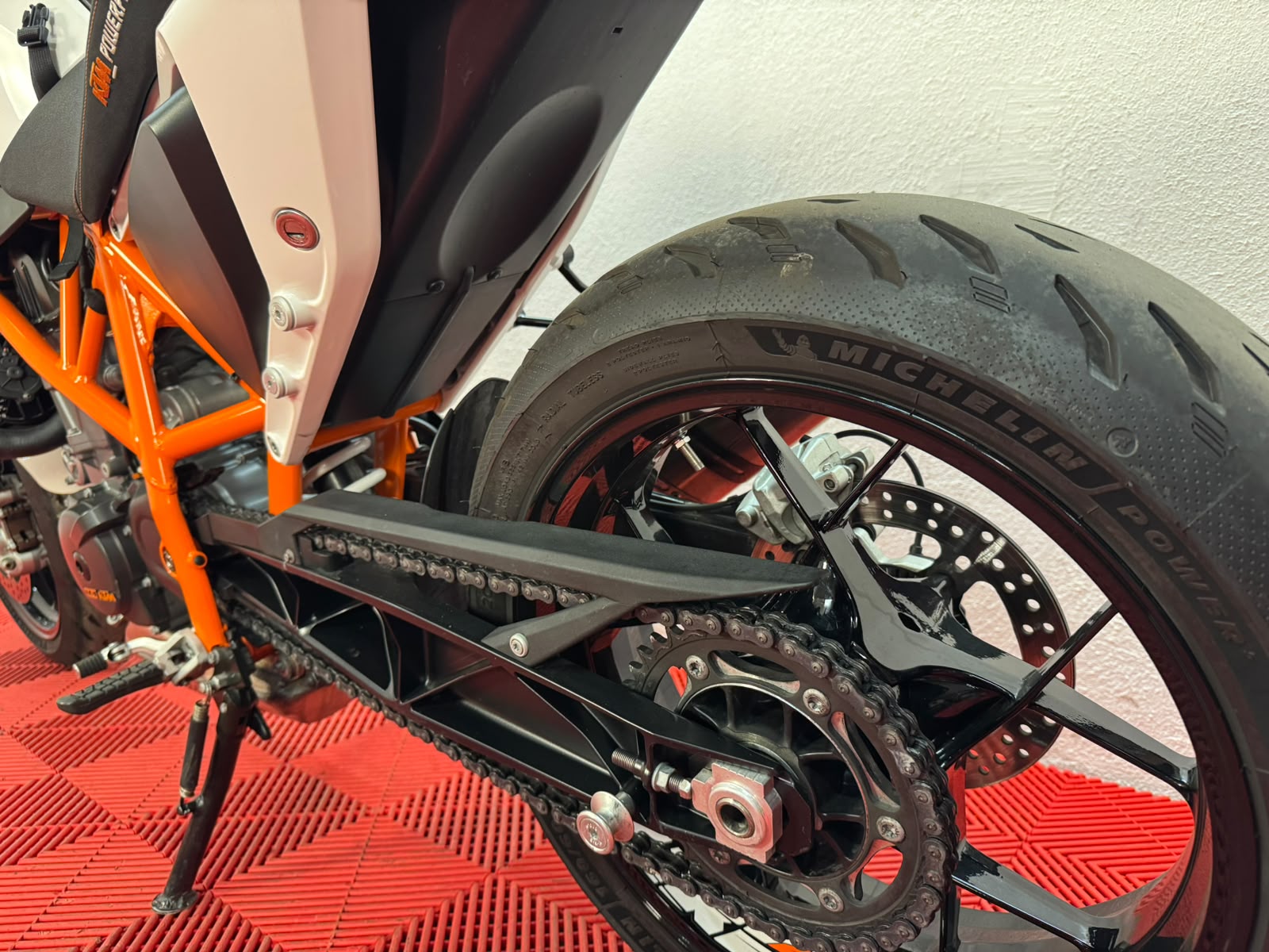 KTM 690 Duke ABS-image-6