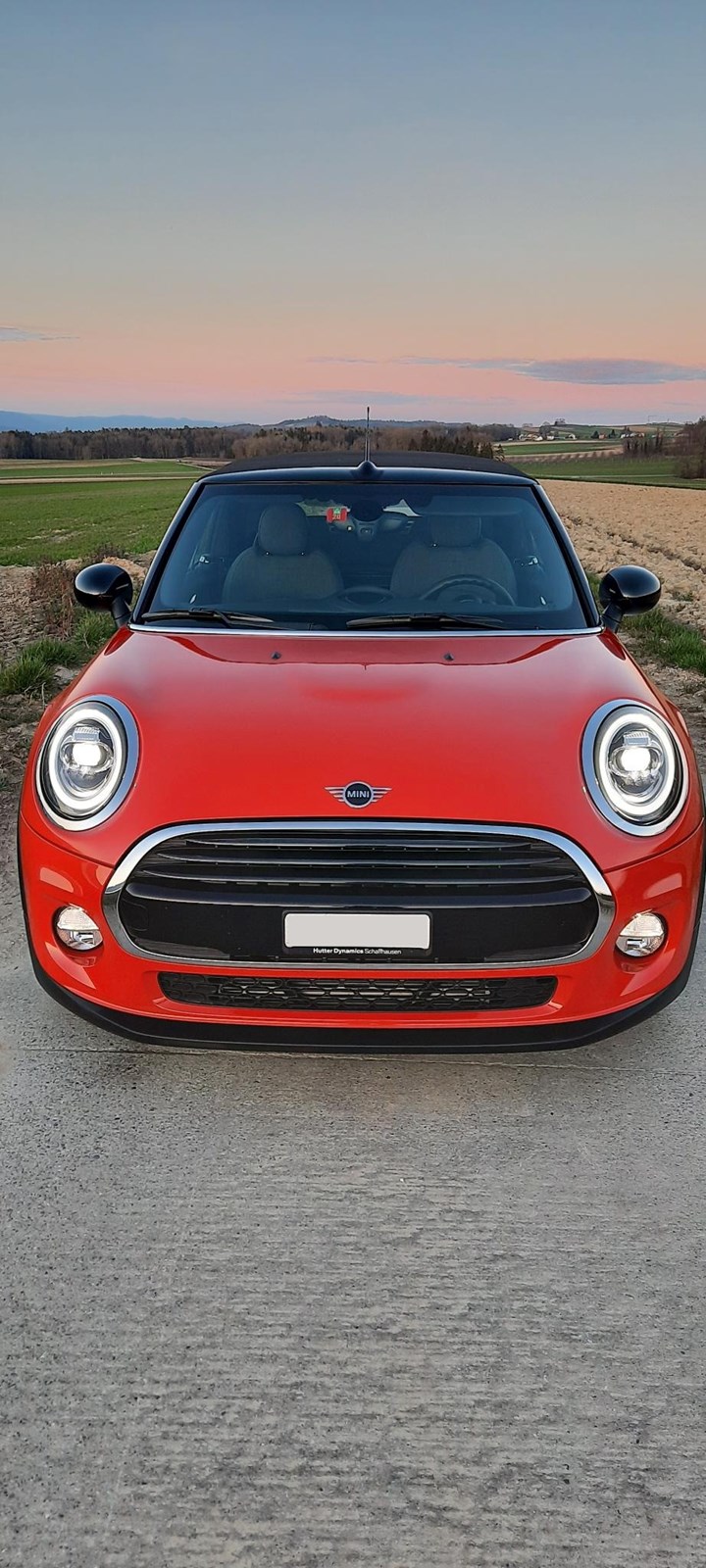 MINI Cooper Cabriolet-image-4